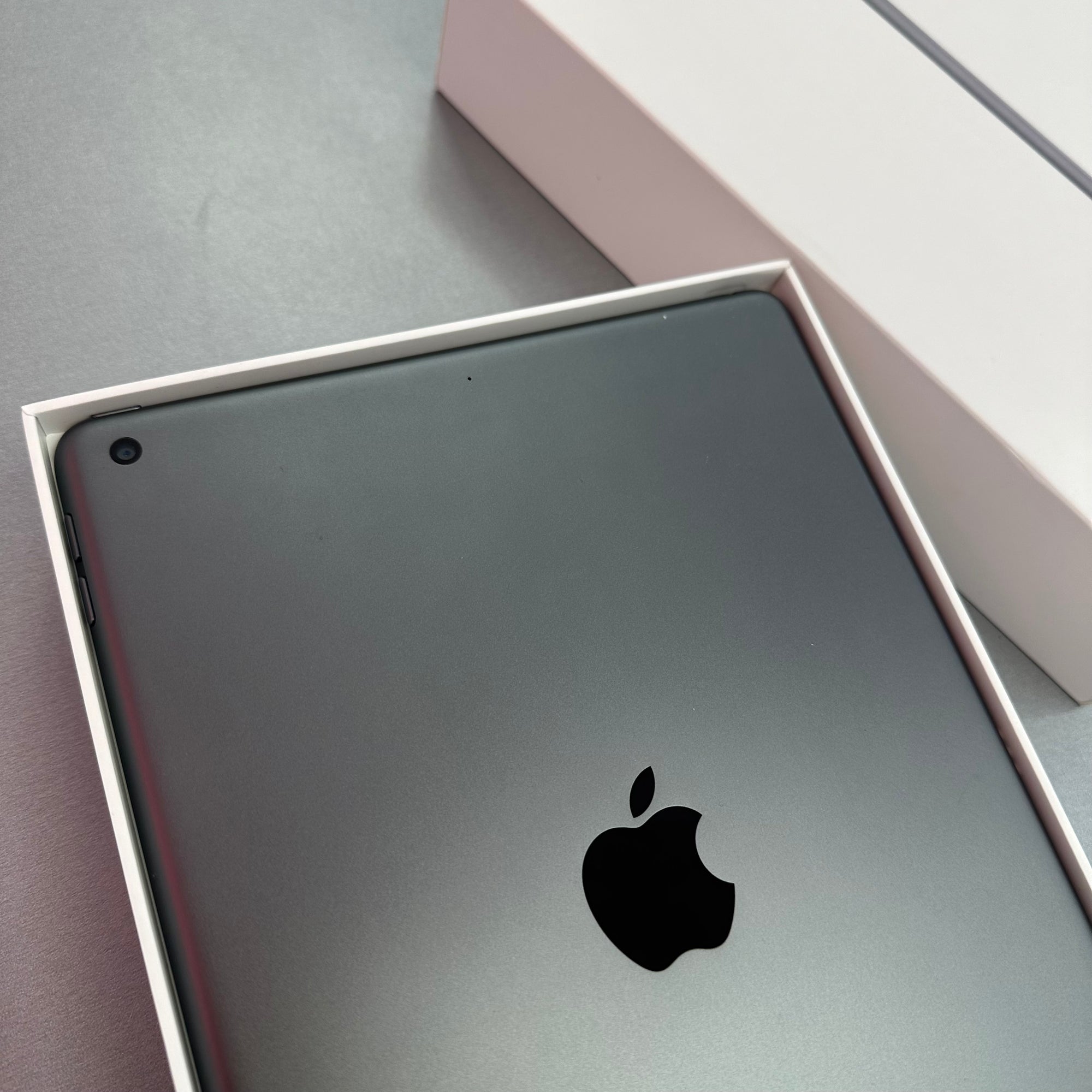 Apple iPad 9th Generation 64GB Space Grey Wi-Fi Edition