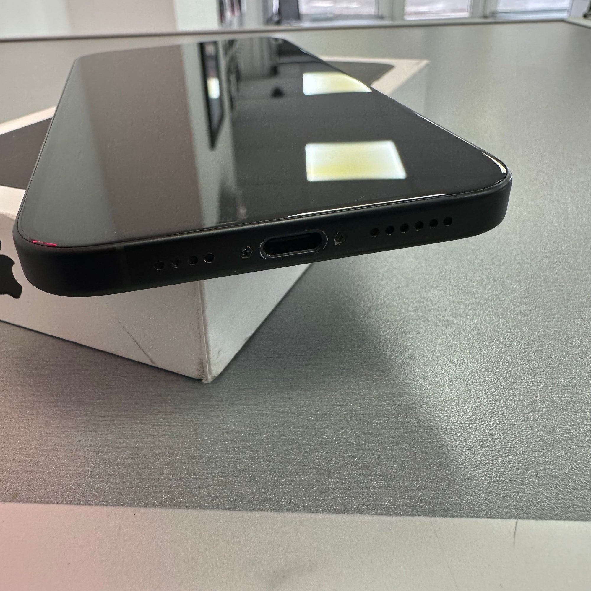 Apple iPhone 16 Plus 128GB Black 93% Battery Health
