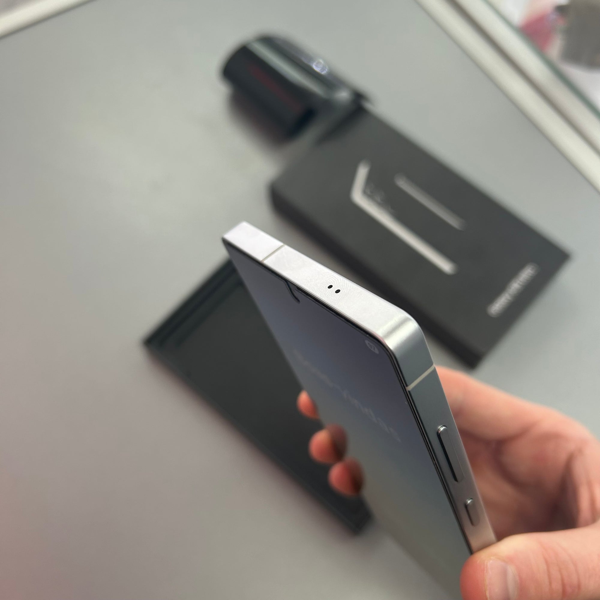 Samsung Galaxy S25 Ultra 256GB Titanium Silverblue - Excellent Condition