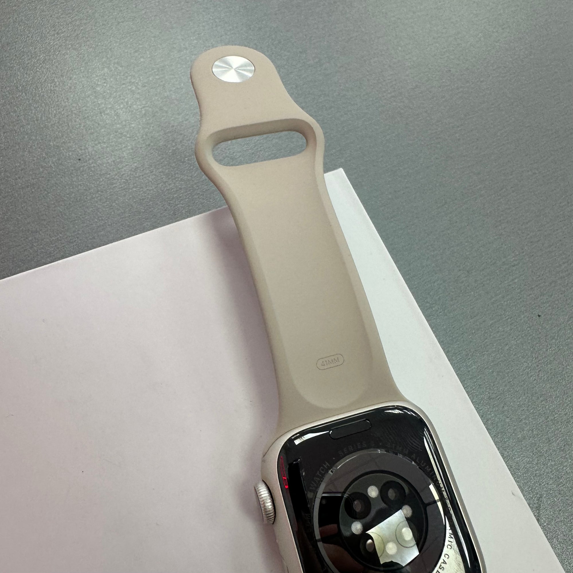 Apple Watch Series 8 41mm Starlight Aluminium &amp; Sports Band GPS + Cellular