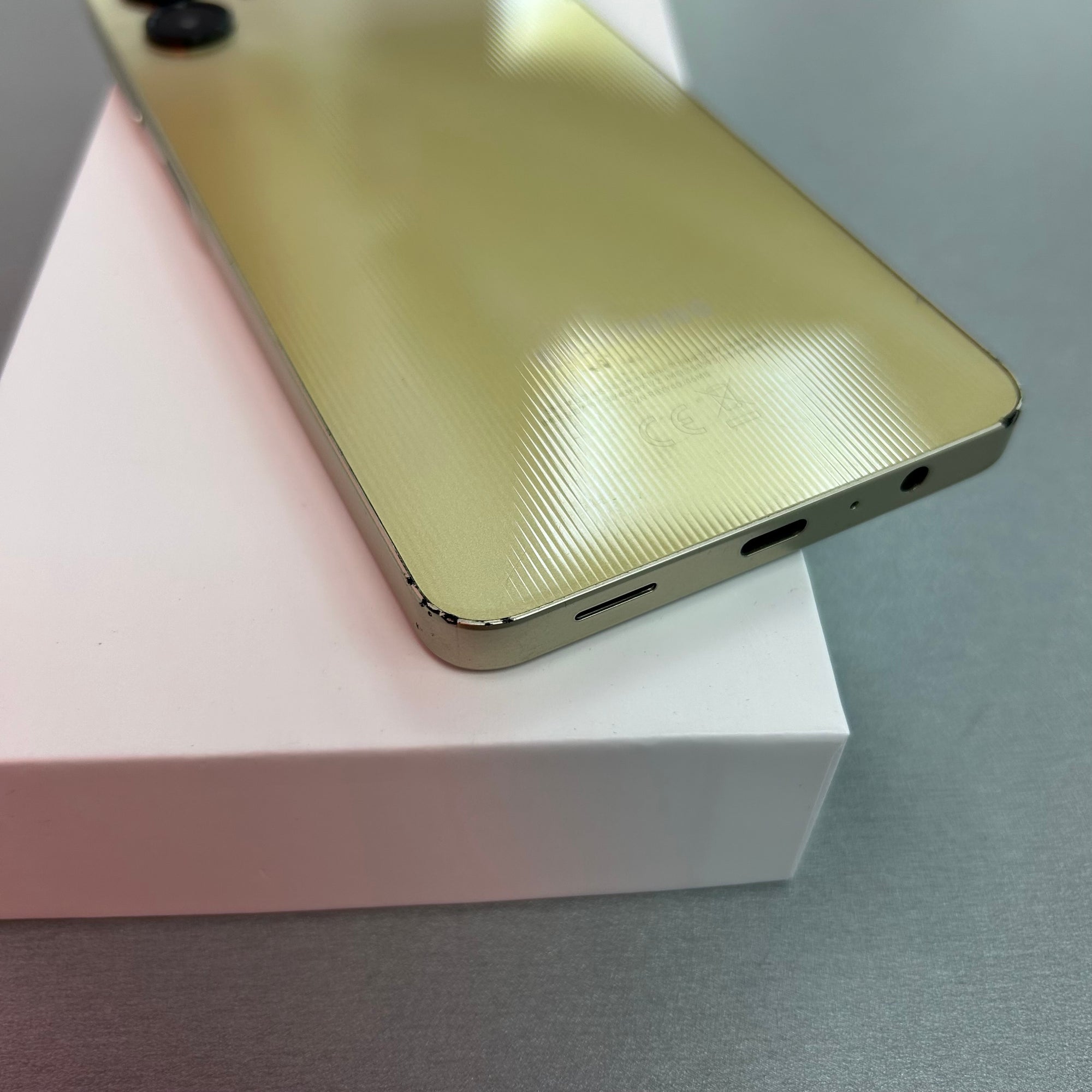 Samsung Galaxy A06 Gold 64GB