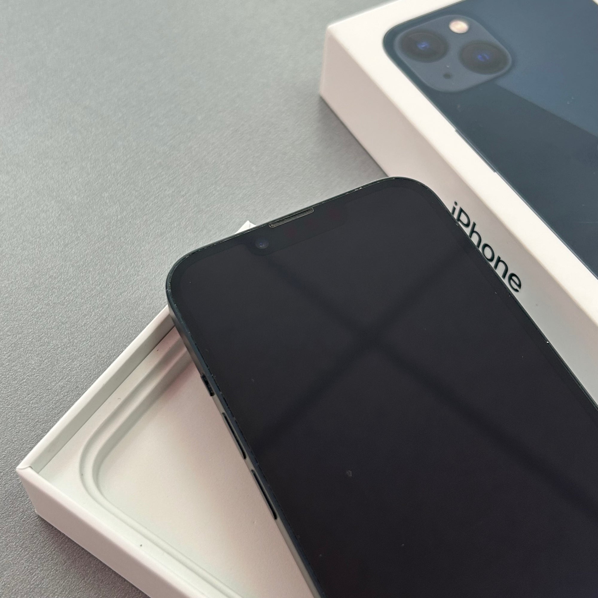 Apple iPhone 14 128GB Midnight - 100% Battery Health