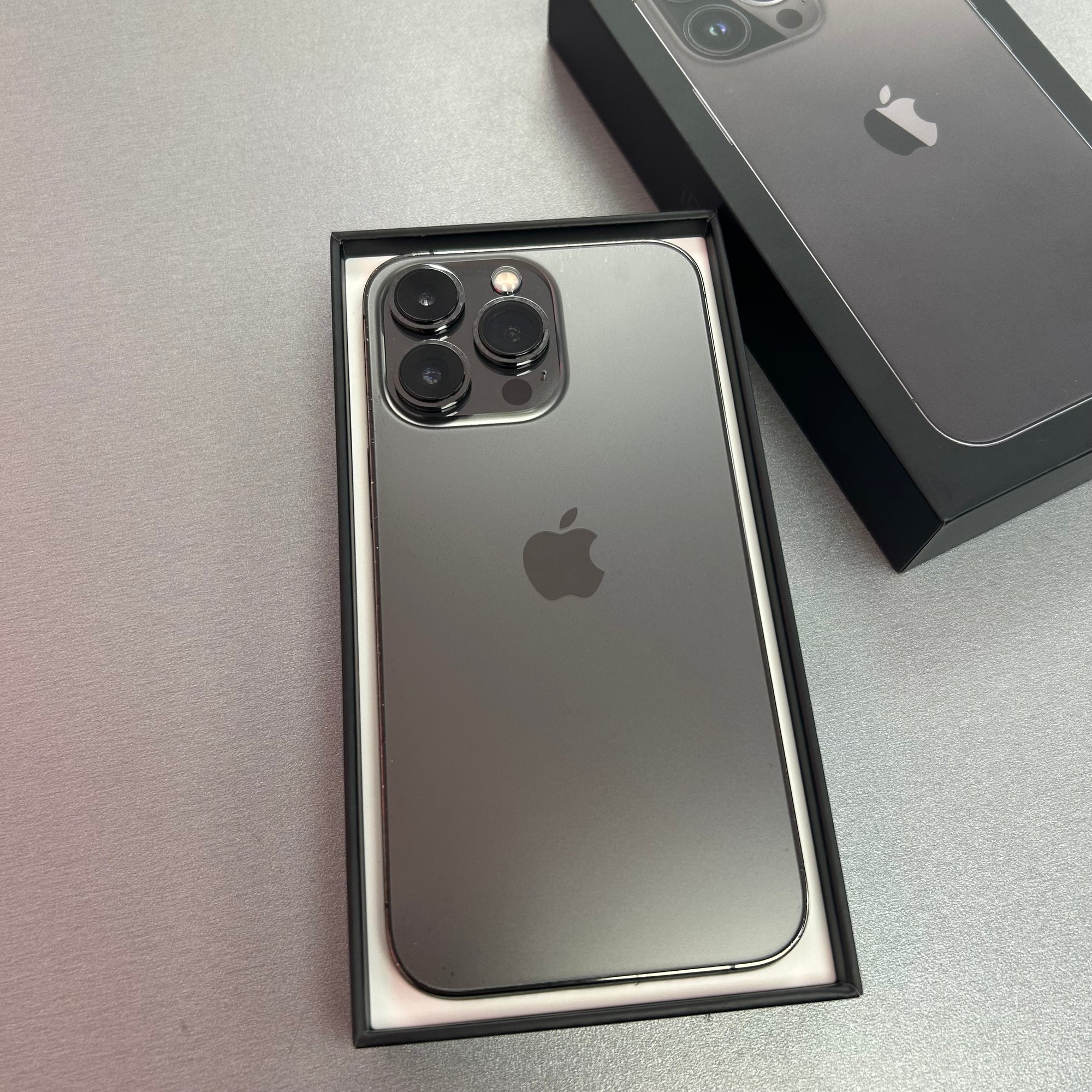 Apple iPhone 13 Pro 128GB Graphite  100% Battery Health