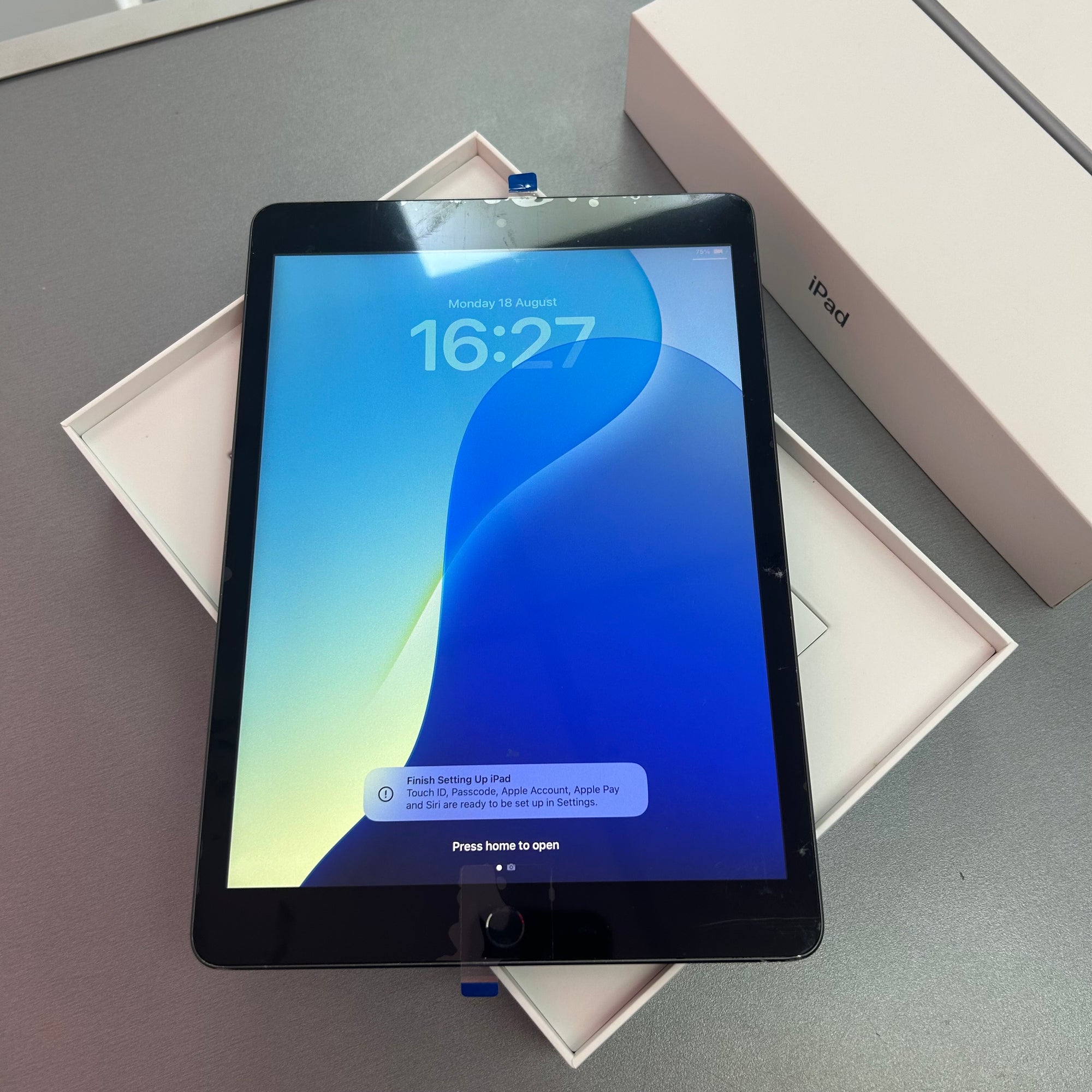 Apple iPad 9th Generation 64GB Space Grey - Wi-Fi and Cellular Edition