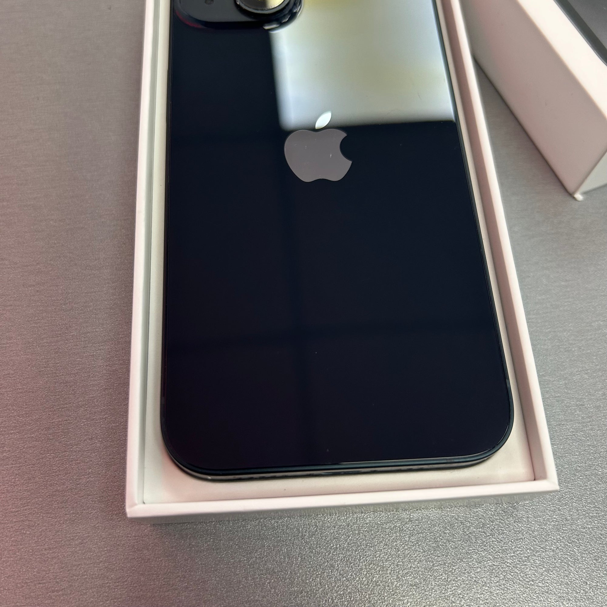 Apple iPhone 14 128GB Midnight - 100% Battery Health