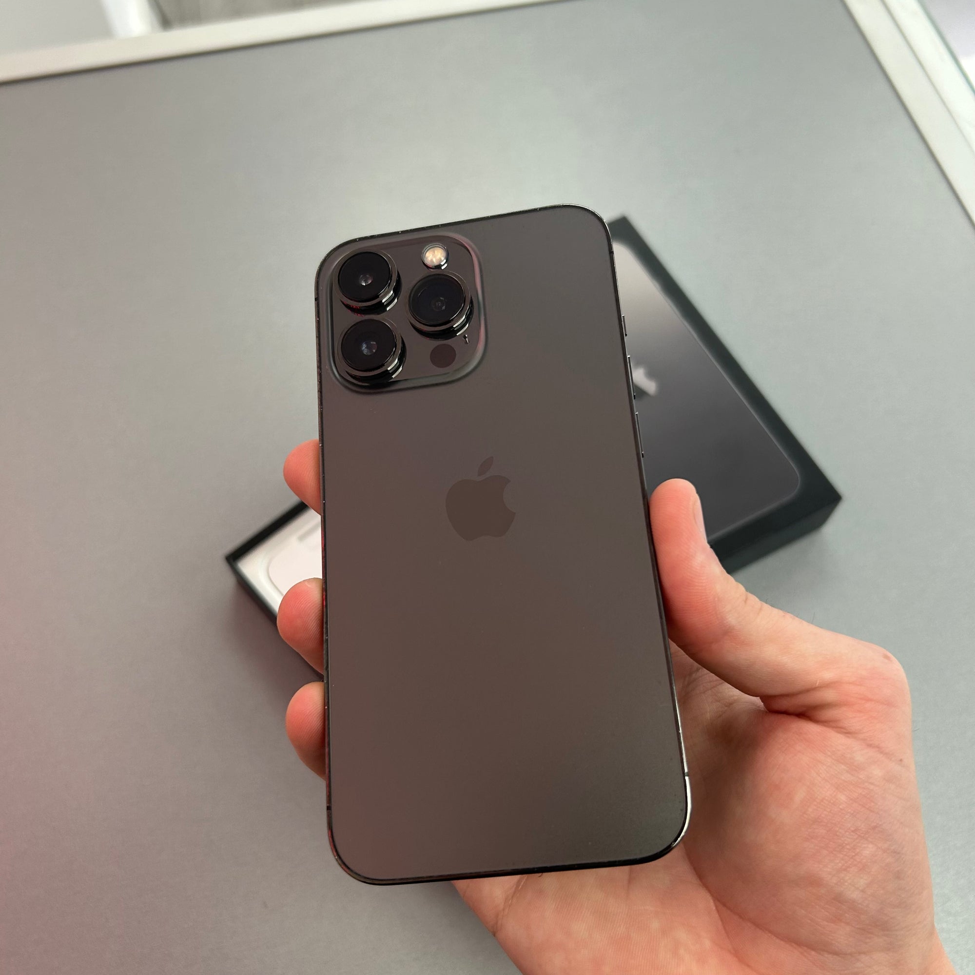 Apple iPhone 13 Pro 128GB Graphite  100% Battery Health