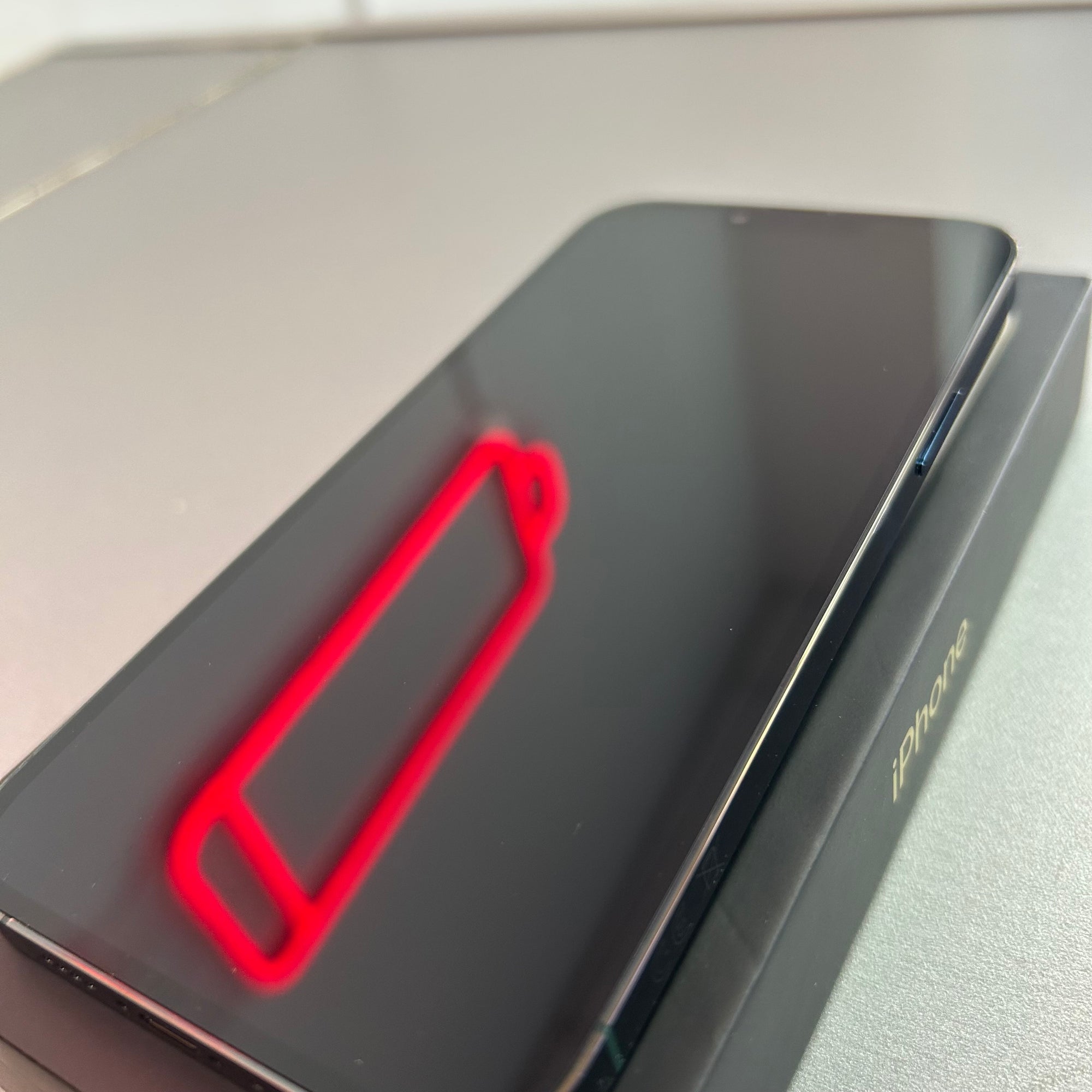 Apple iPhone 13 Pro Max 6.7” 1TB Alpine Green - 100% Battery Health