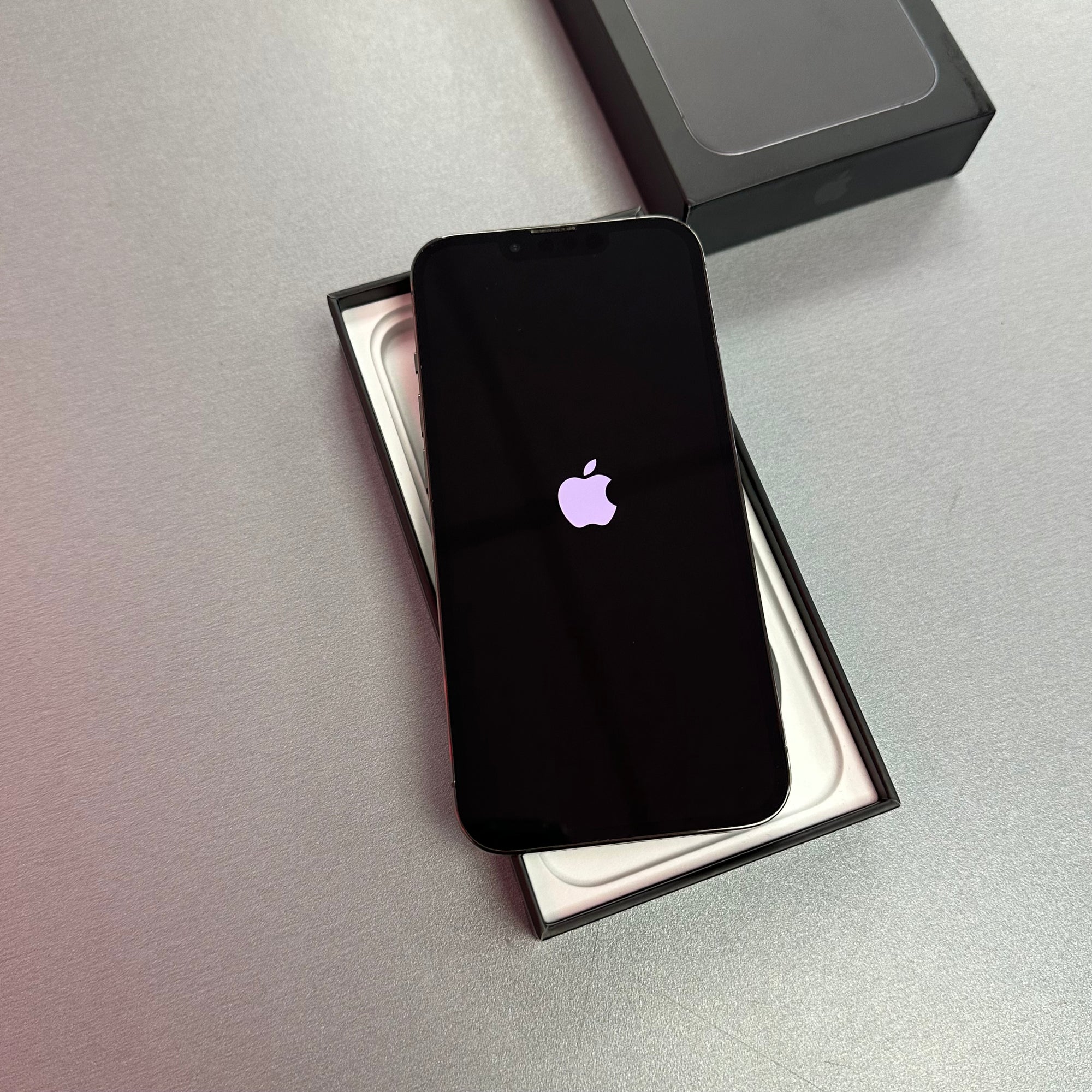 Apple iPhone 13 Pro 128GB Graphite - 100% Battery Health