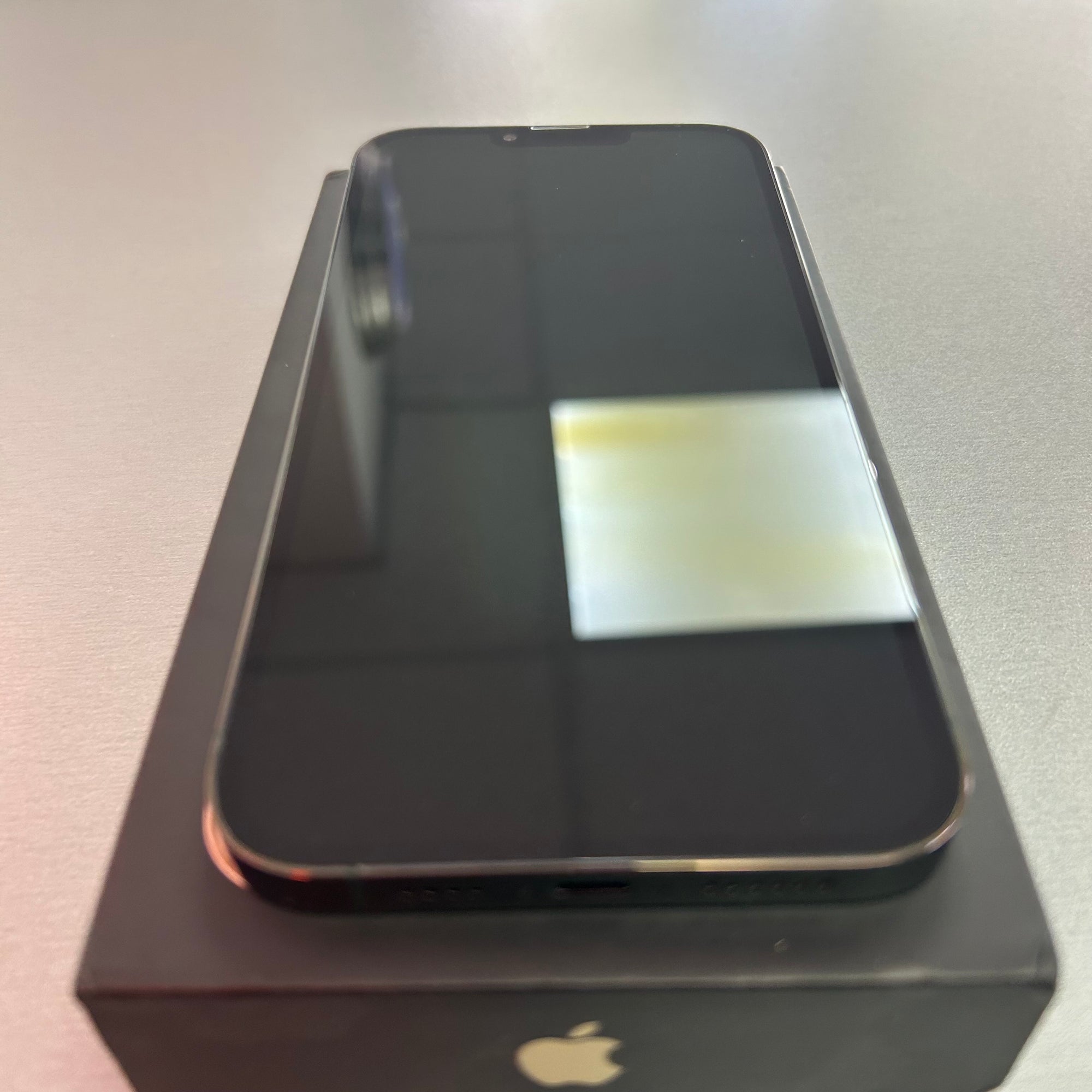 Apple iPhone 13 Pro Max 6.7” 1TB Alpine Green - 100% Battery Health