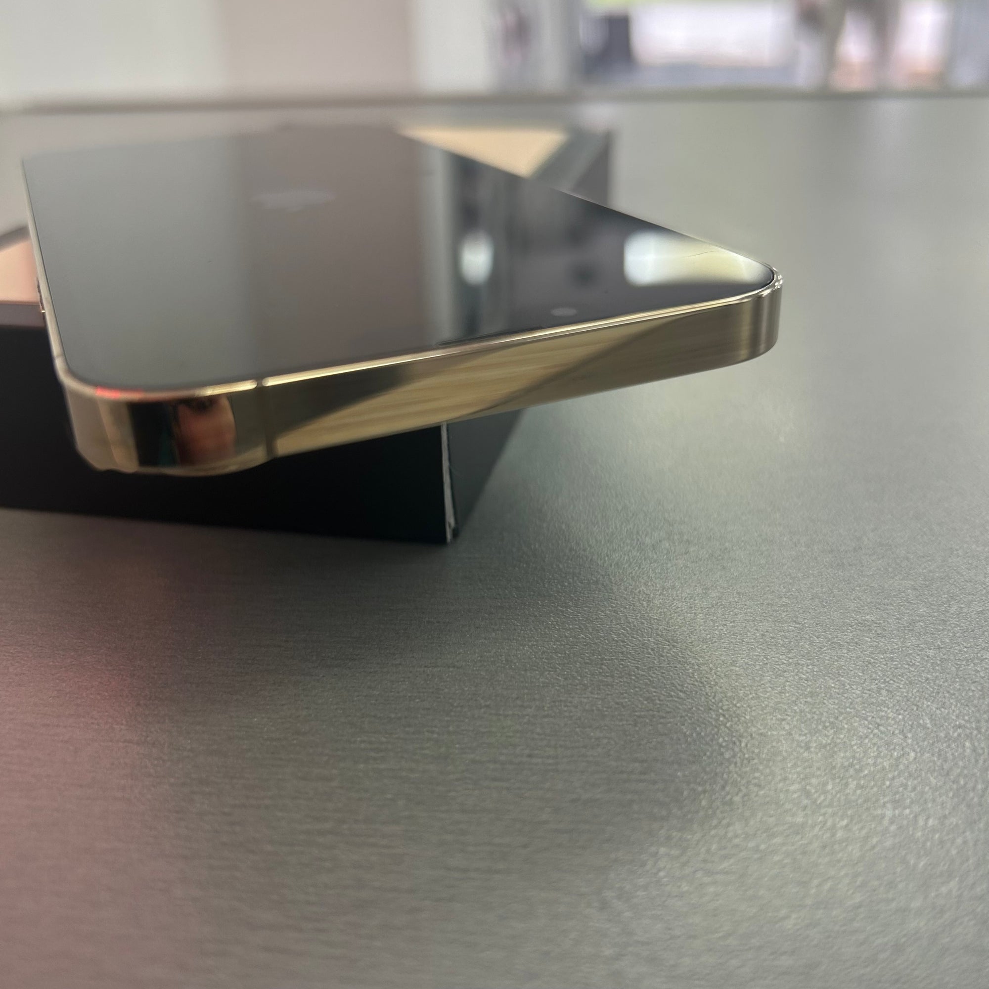 Apple iPhone 13 Pro Max 128GB Gold - 100% Battery Health