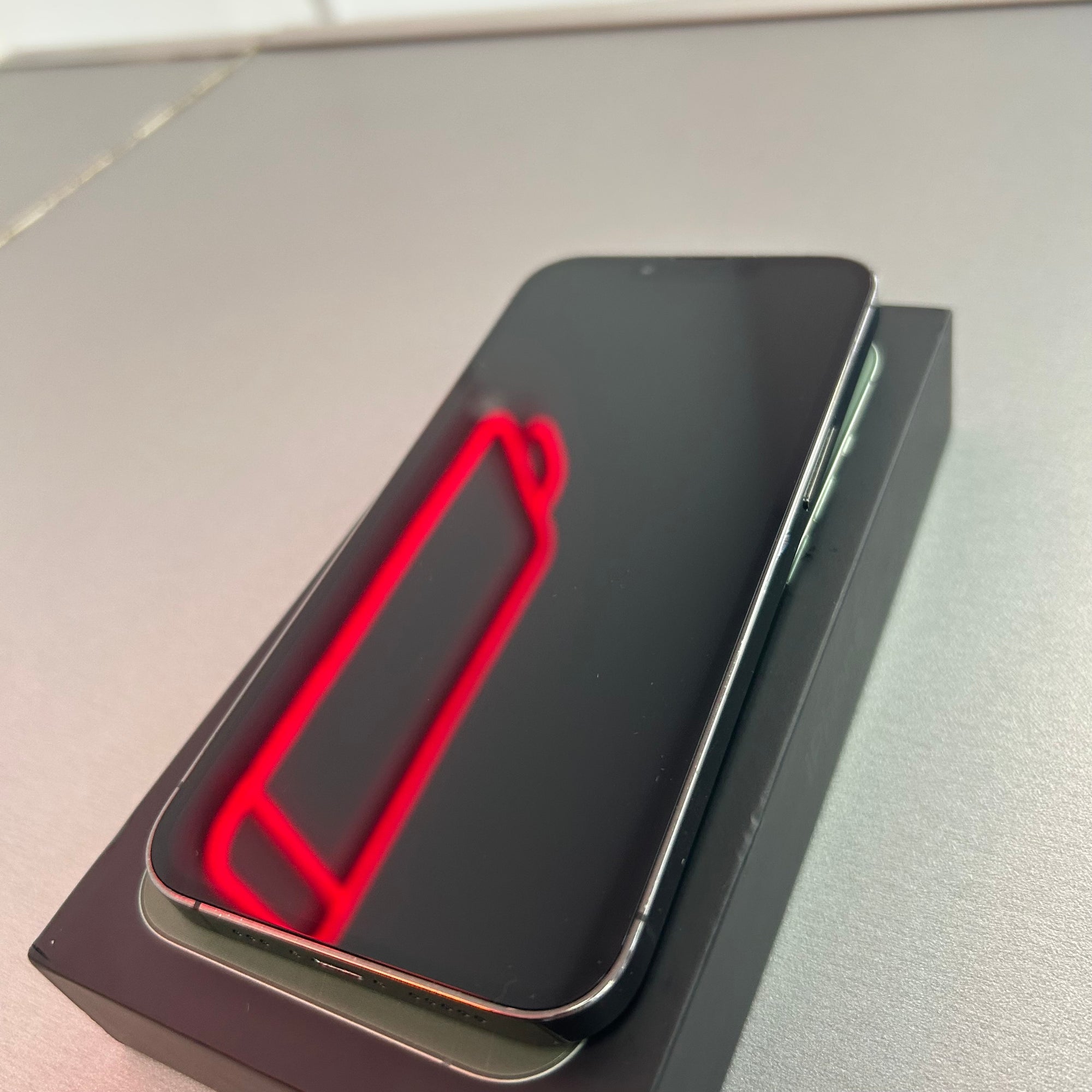 Apple iPhone 13 Pro 128GB Graphite 100% Battery Health