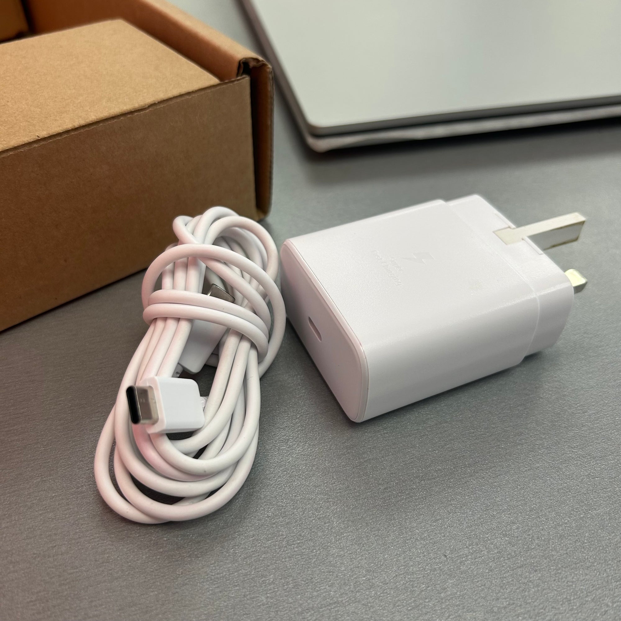 Samsung Galaxy Chromebook Go Silver - 14 inch, 4GB RAM, 64GB EMMC Storage