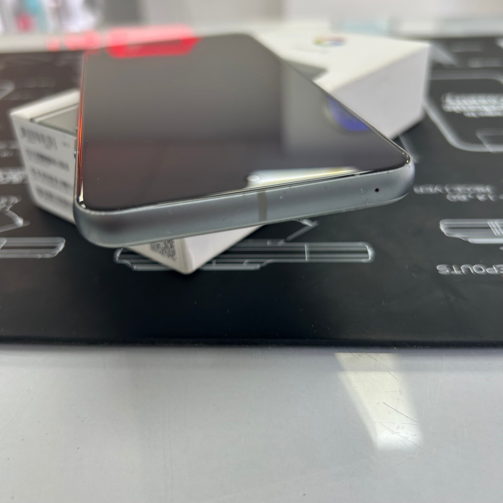 Google Pixel 8 Hazel edition - 128GB unlocked