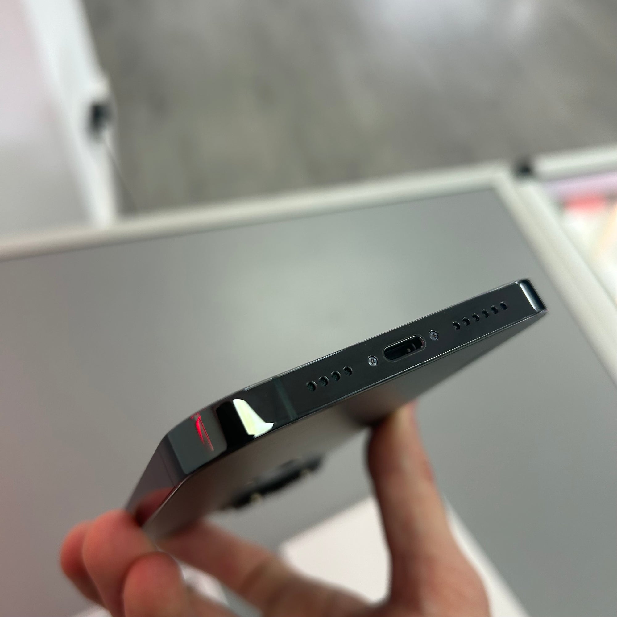 Apple iPhone 13 Pro Max 6.7” 128GB Alpine Green - 100% Battery Health