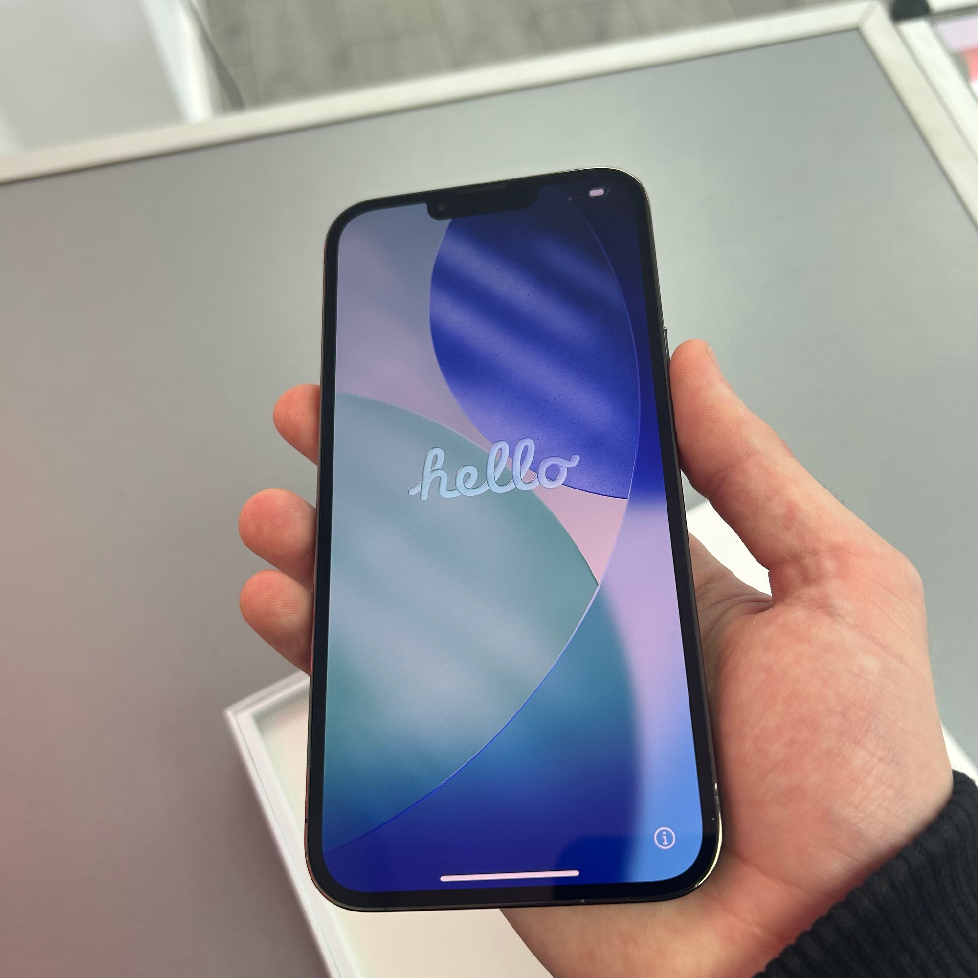 Apple iPhone 13 Pro Max 6.7” 128GB Alpine Green - 100% Battery Health