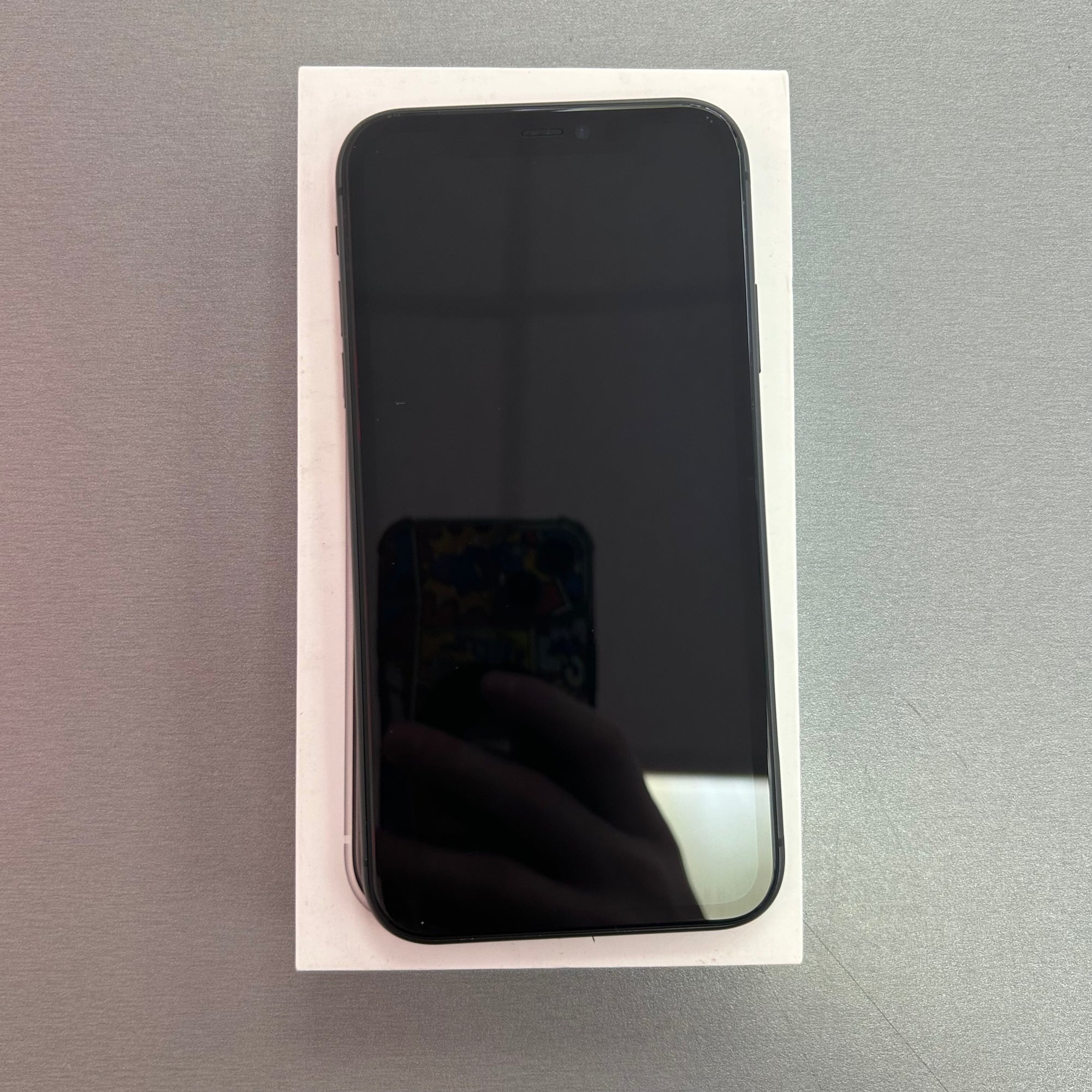 Apple iPhone 11 64GB Black - 100% Battery Health