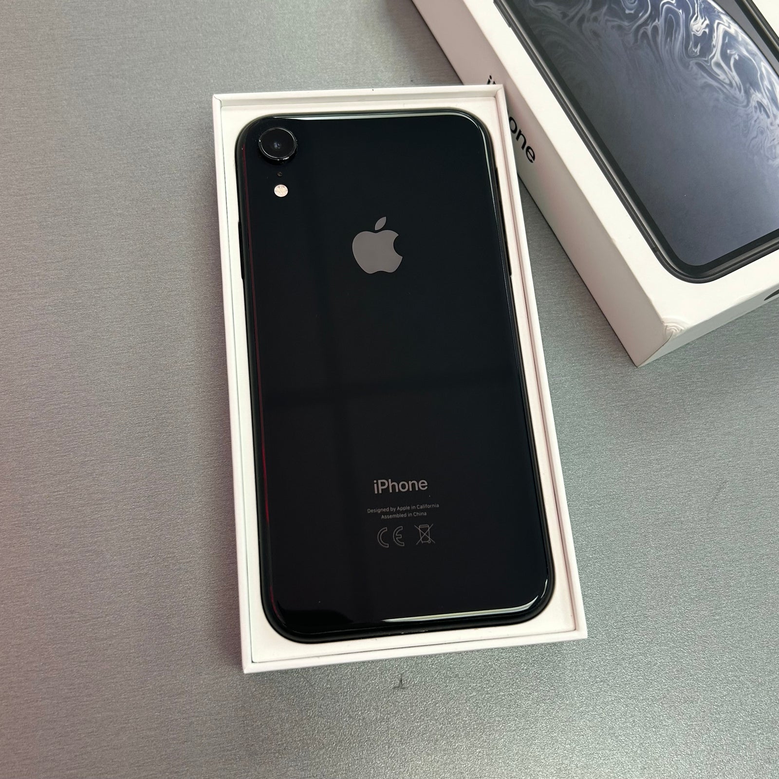 Apple iPhone XR 64GB Black 100% Battery Health