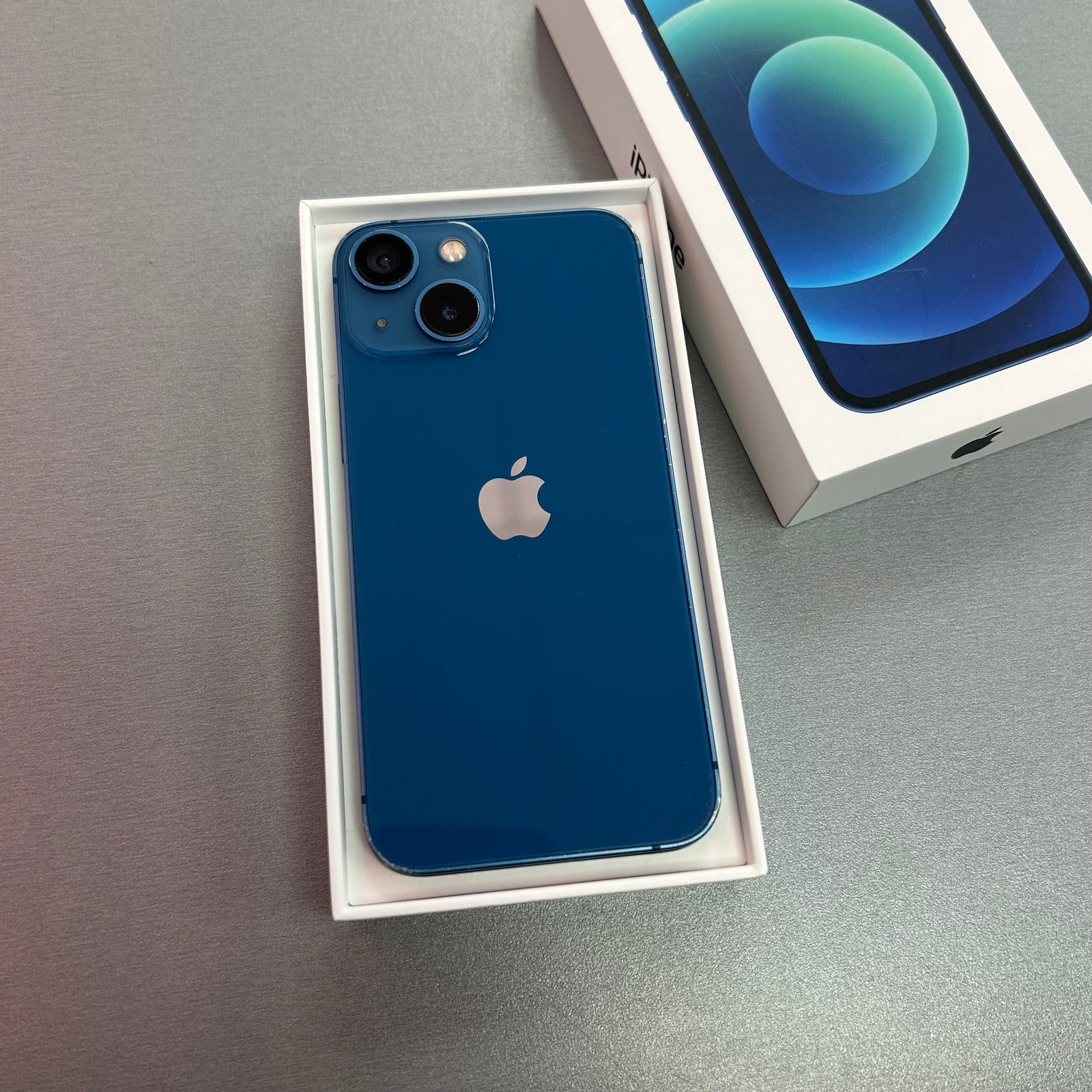 Apple iPhone 13 Mini 256GB Blue - 100% Battery Health