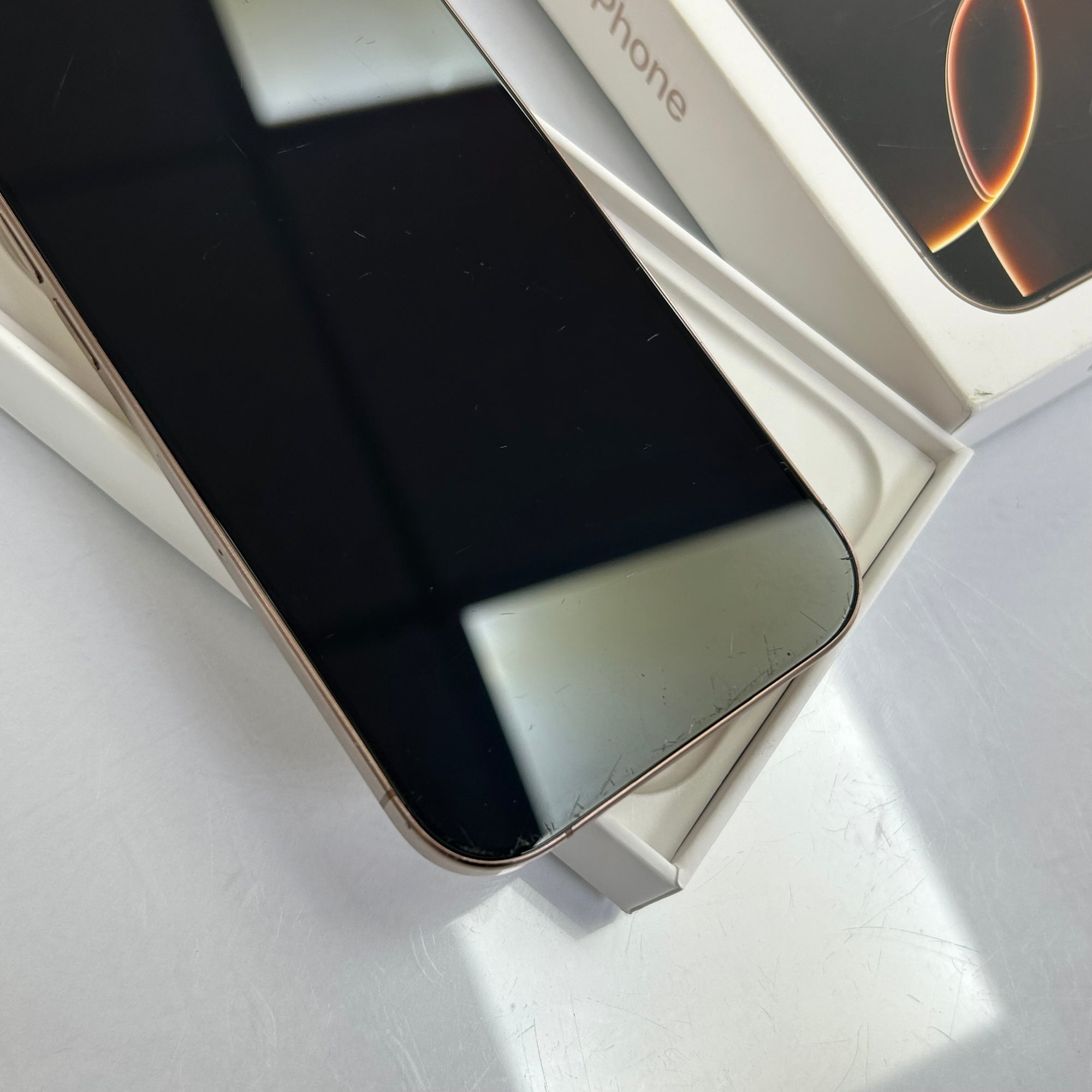 Apple iPhone 16 Pro Desert Titanium 128GB - Original 87% Battery Health