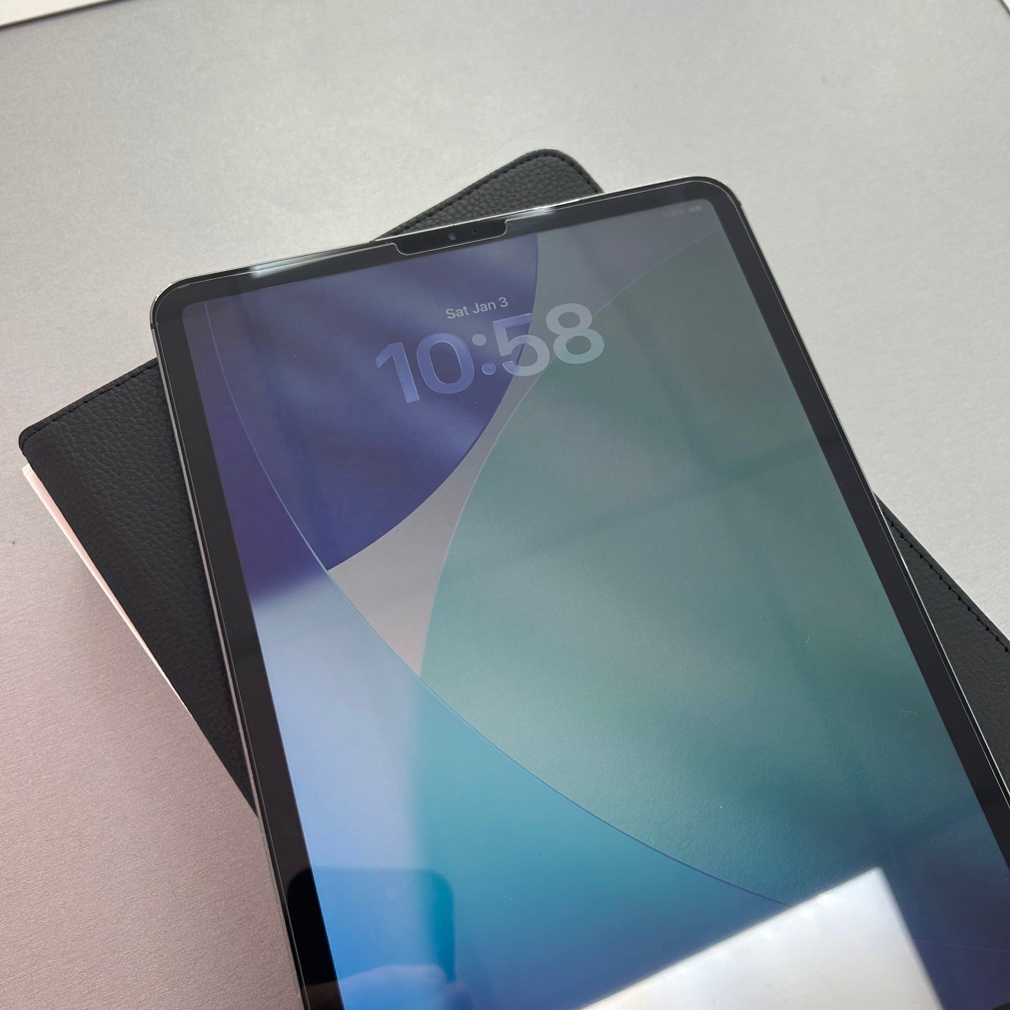 Apple iPad Pro 11 inch (1st Generation) 64GB Space Grey Wi-Fi &amp; Cellular