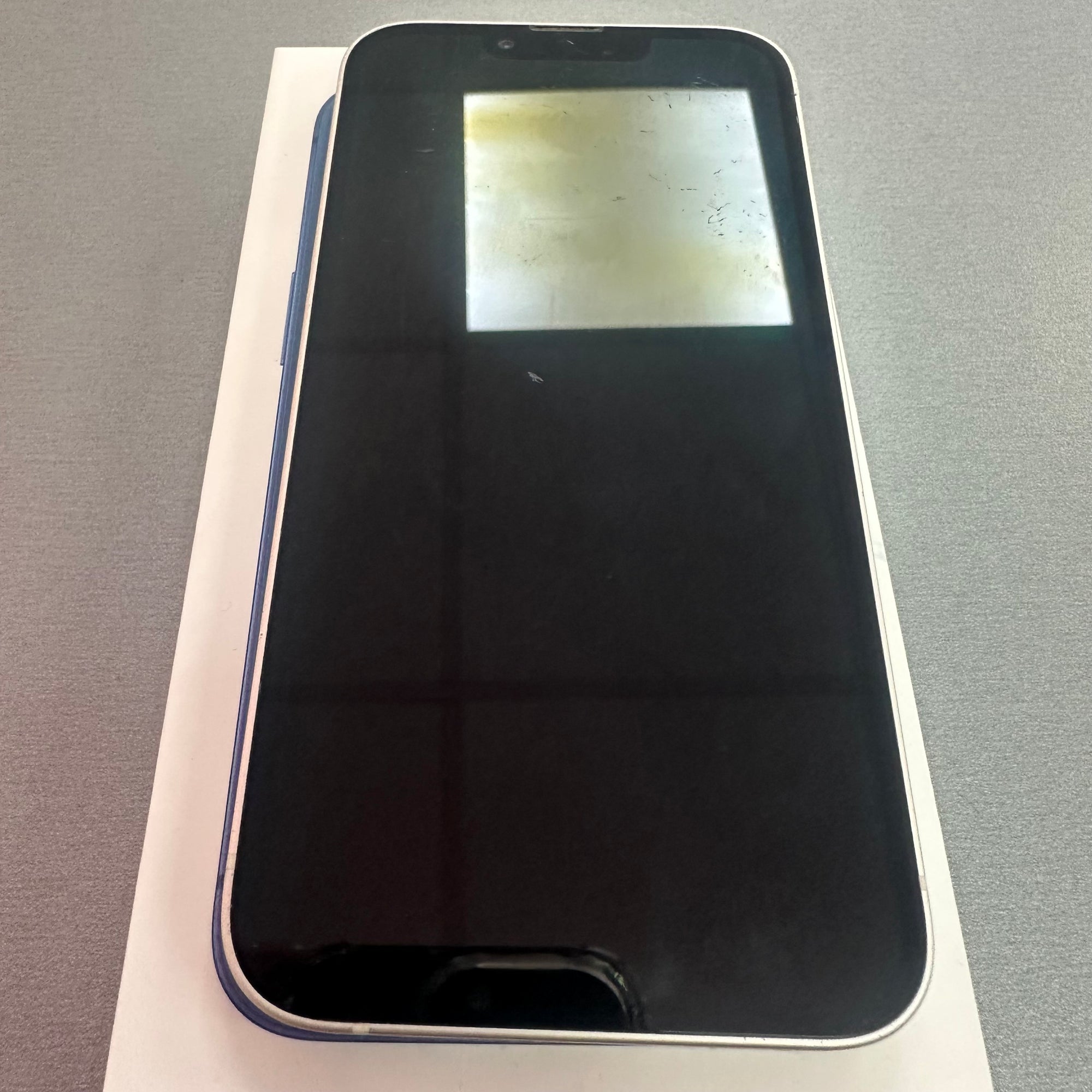 Apple iPhone 13 128GB Starlight - 88% Battery Health