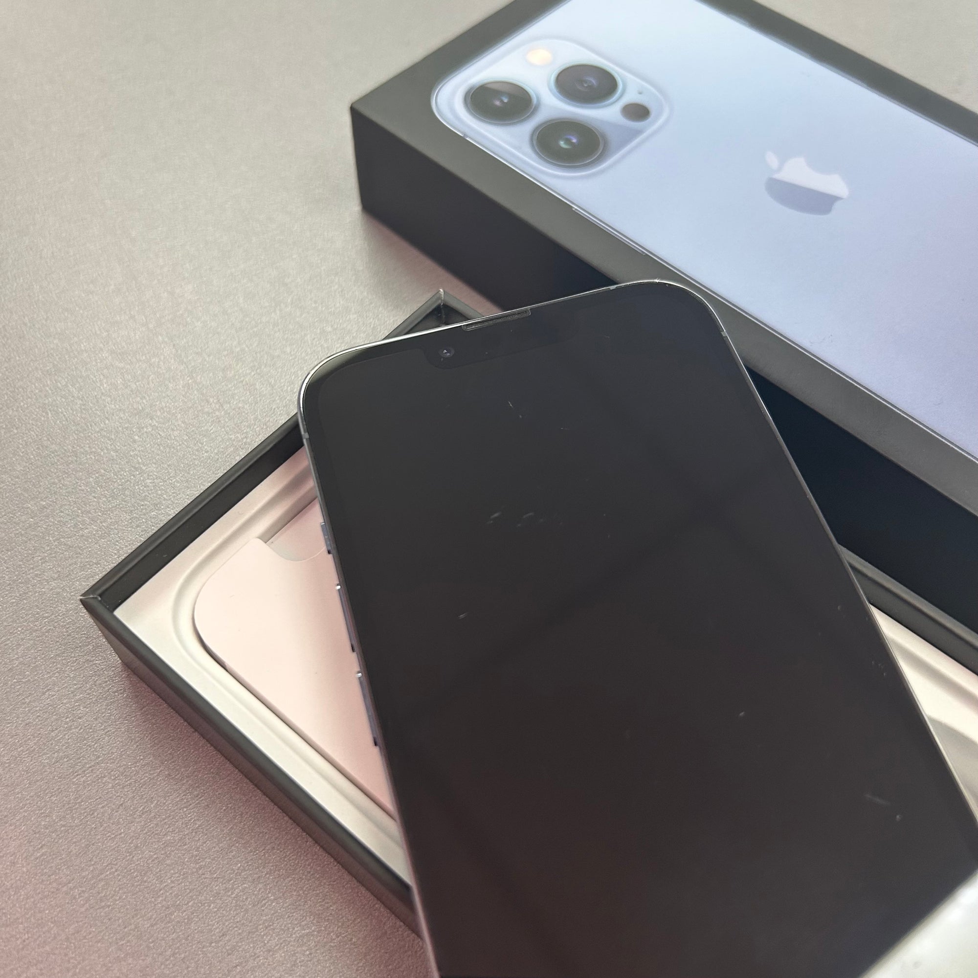 Apple iPhone 13 Pro 256GB Sierra Blue 100% Battery Health