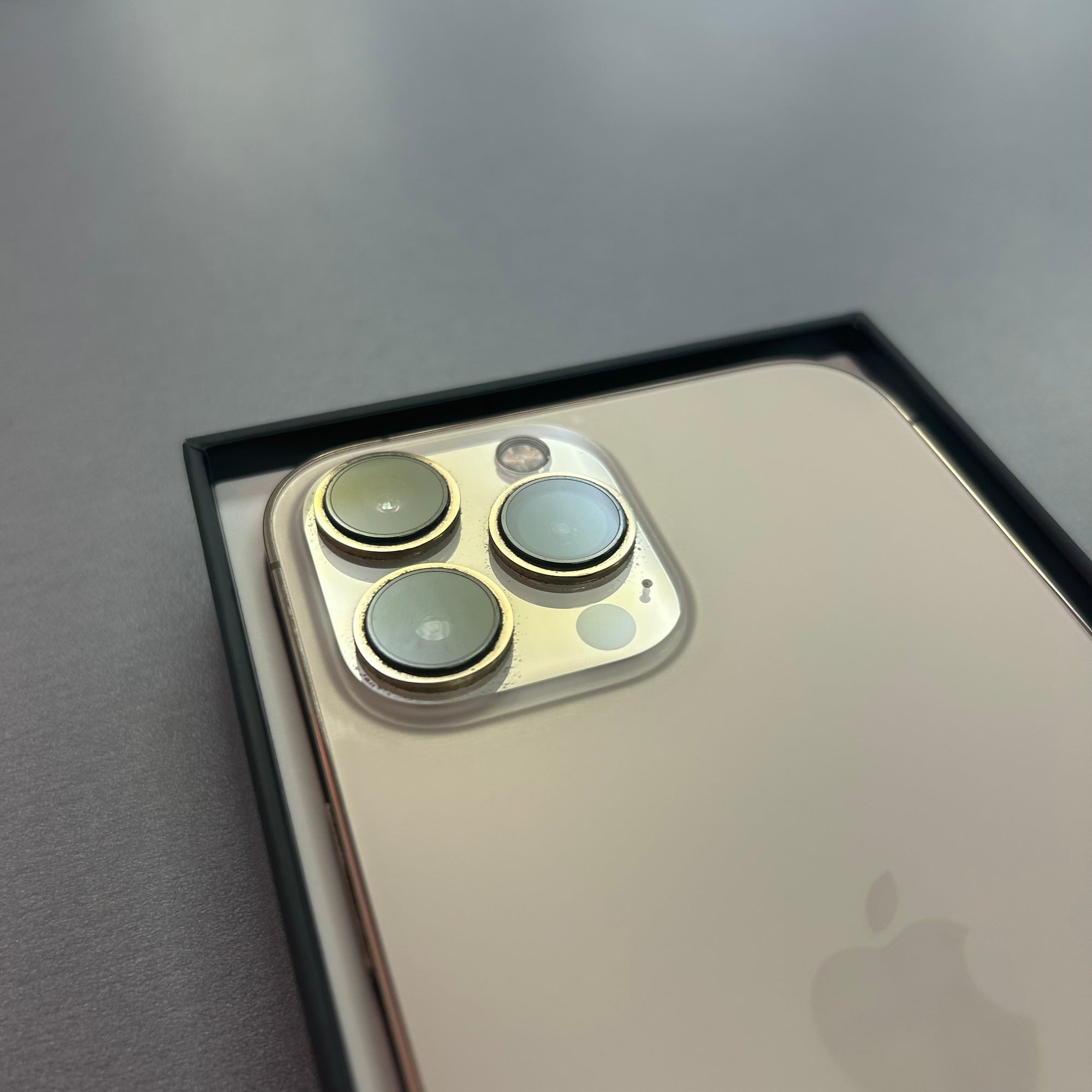 Apple iPhone 13 Pro Max 128GB Gold - 100% Battery Health