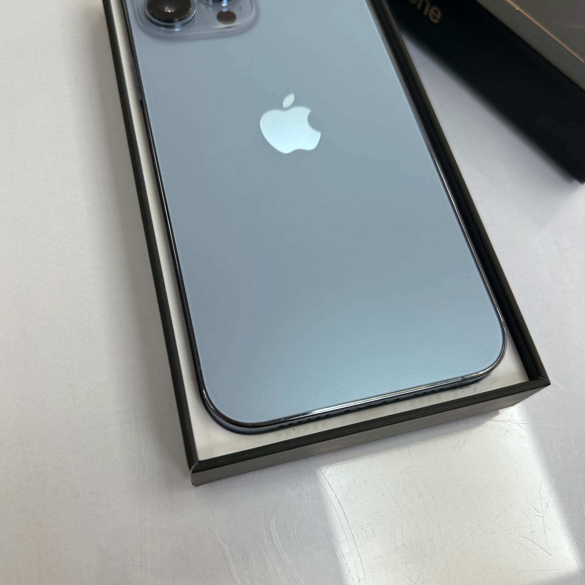 Apple iPhone 13 Pro Max 128GB Sierra Blue - 100% Battery Health