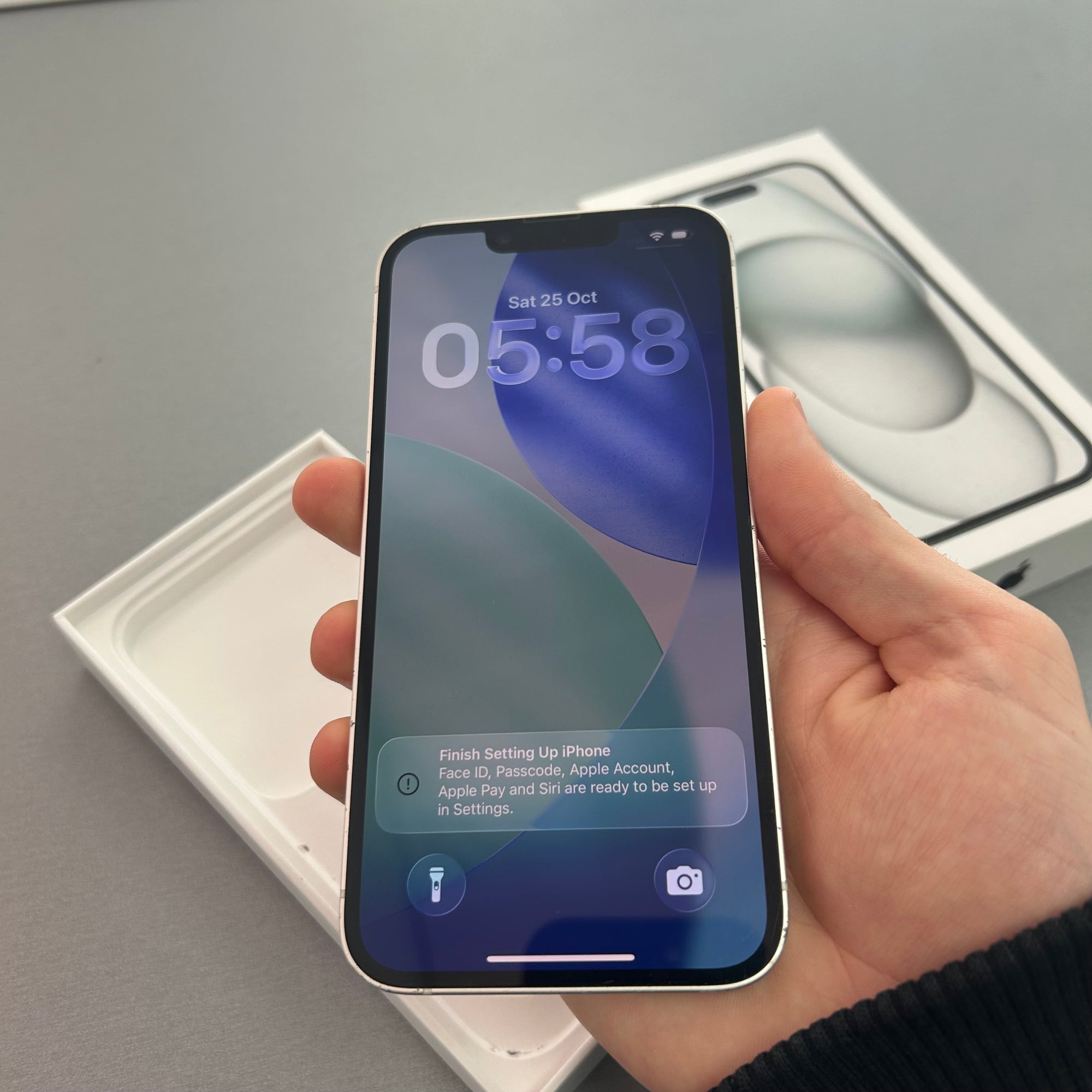 Apple iPhone 14 128GB Starlight - 88% Battery Health &amp; Grade C