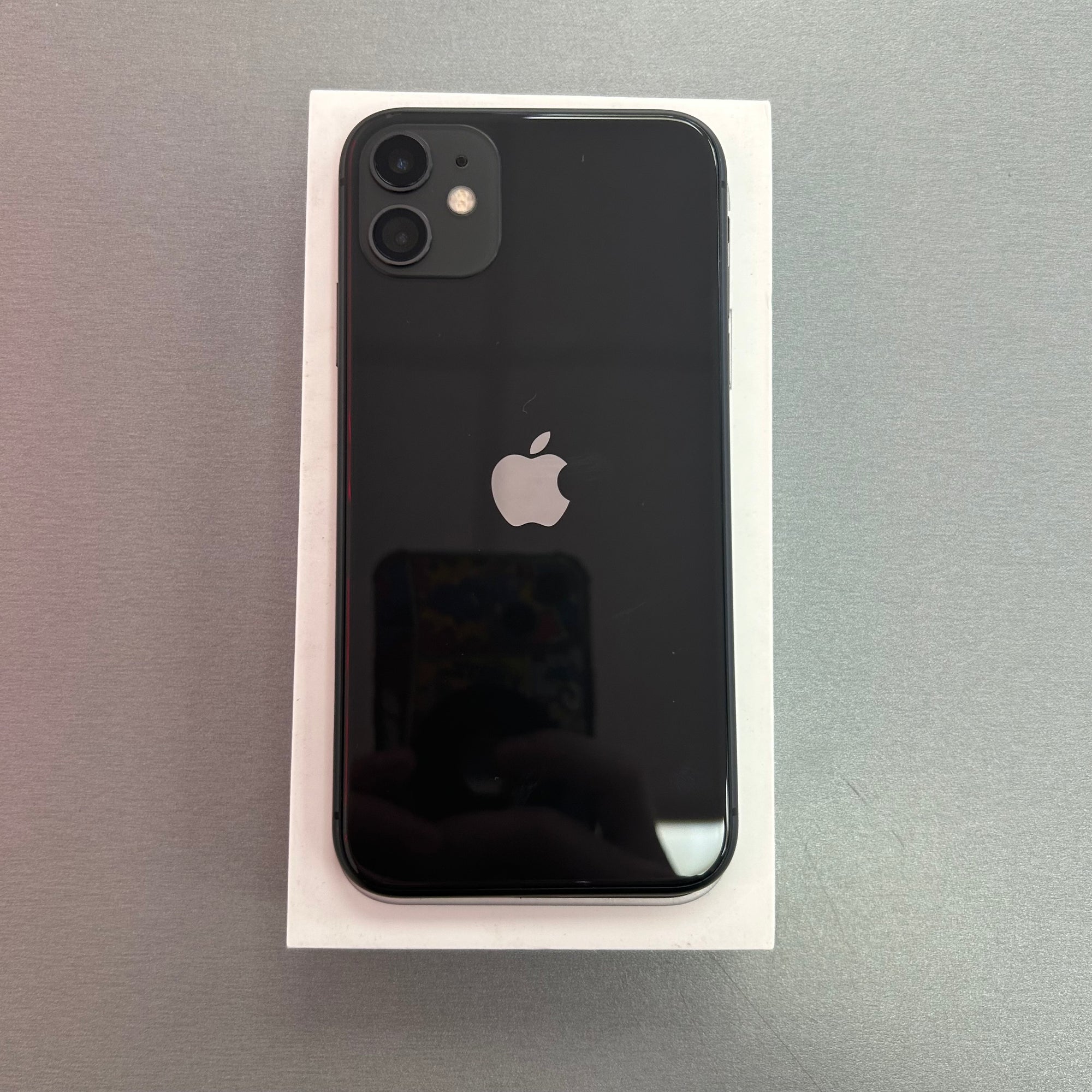 Apple iPhone 11 64GB Black - 100% Battery Health