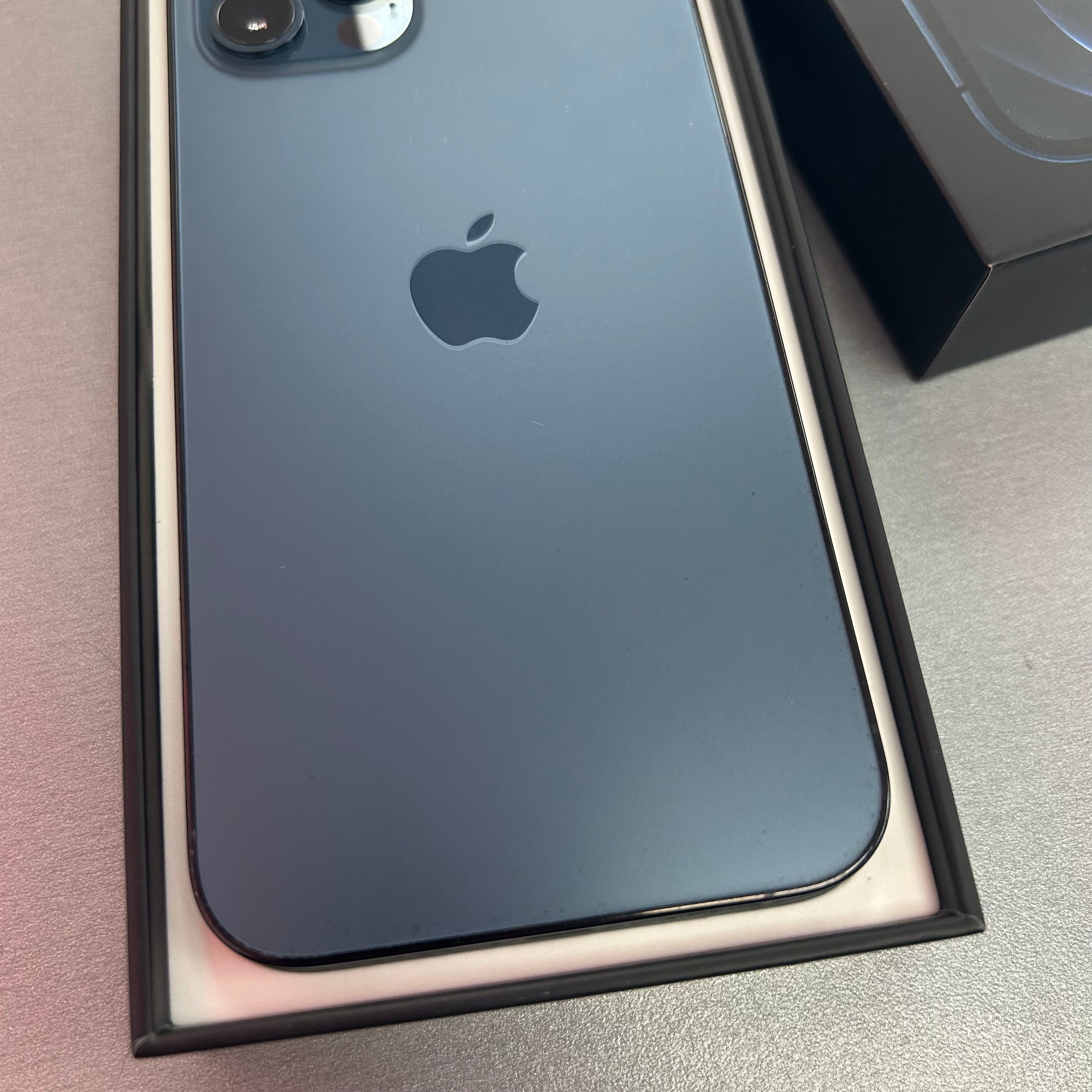 Apple iPhone 12 Pro 128GB Pacific Blue - 100% Battery Health