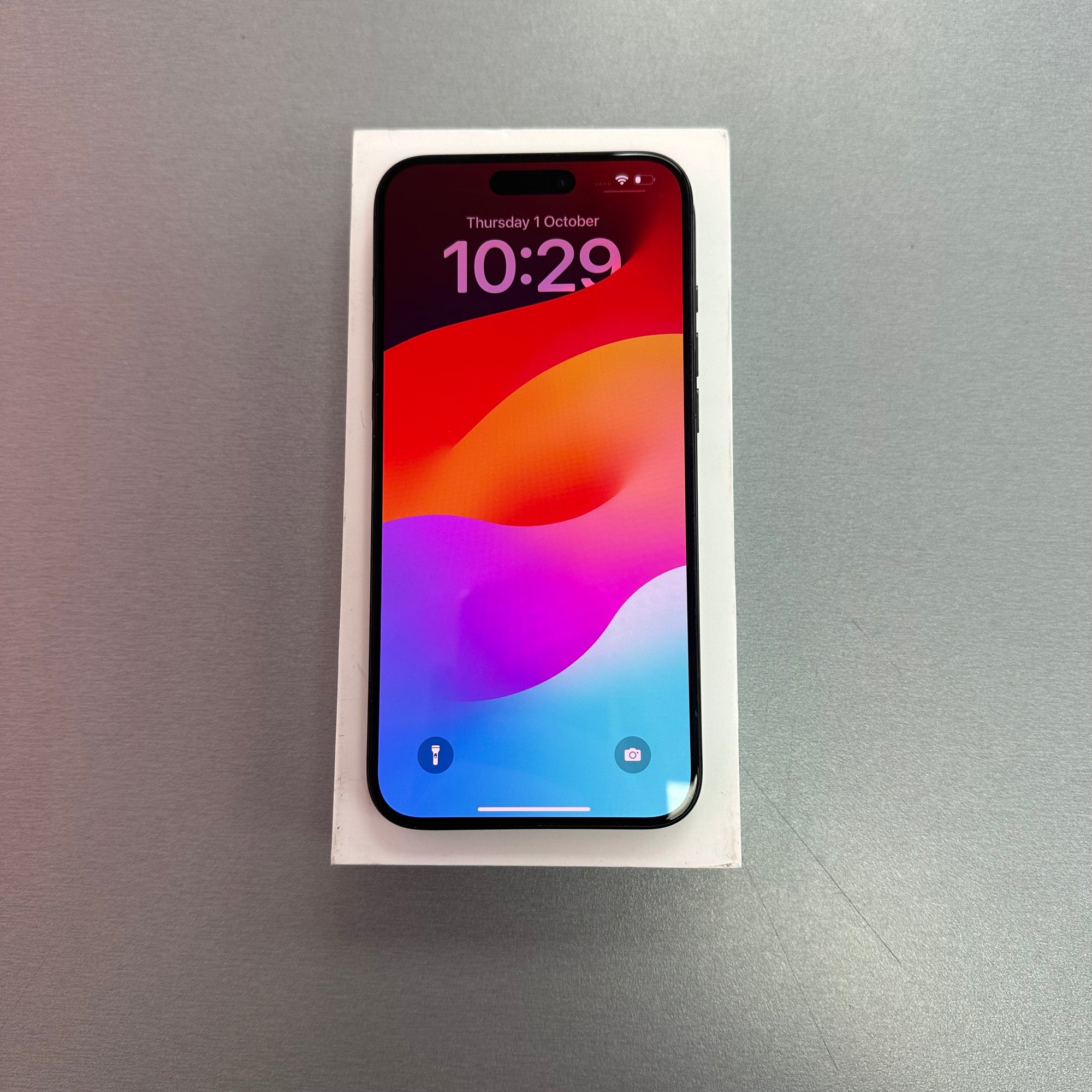 Apple iPhone 15 Pro Max 1TB Black Titanium - 100% Battery Health