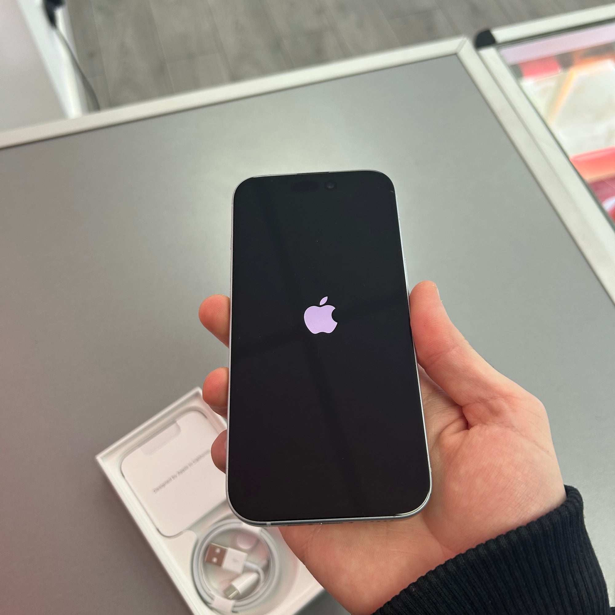 Apple iPhone 15 128GB Blue 95% Battery Health