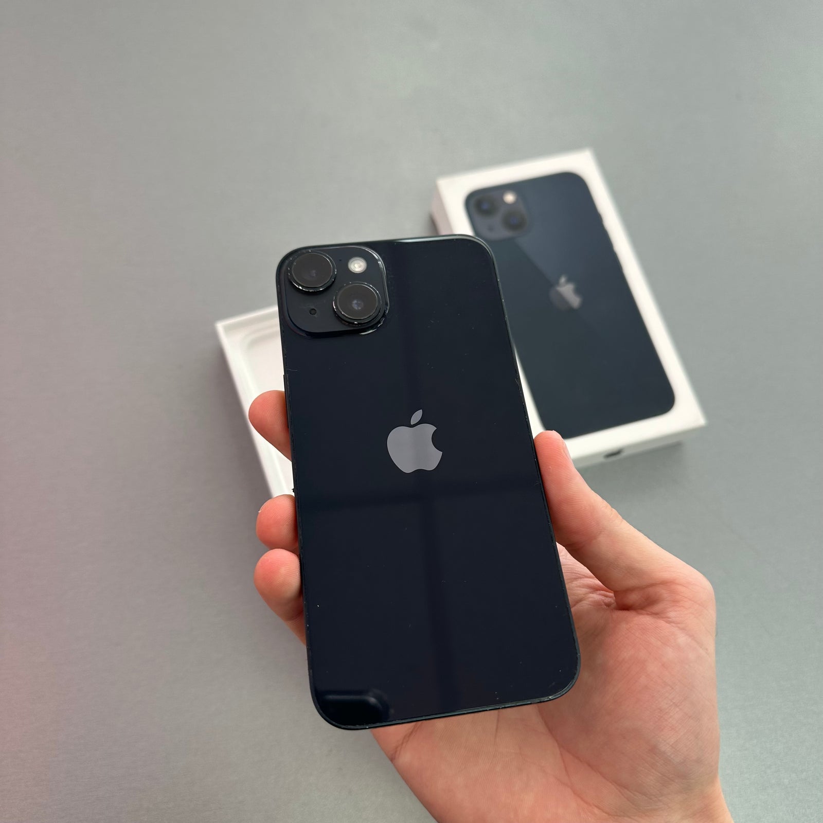 Apple iPhone 14 128GB Midnight - 100% Battery Health