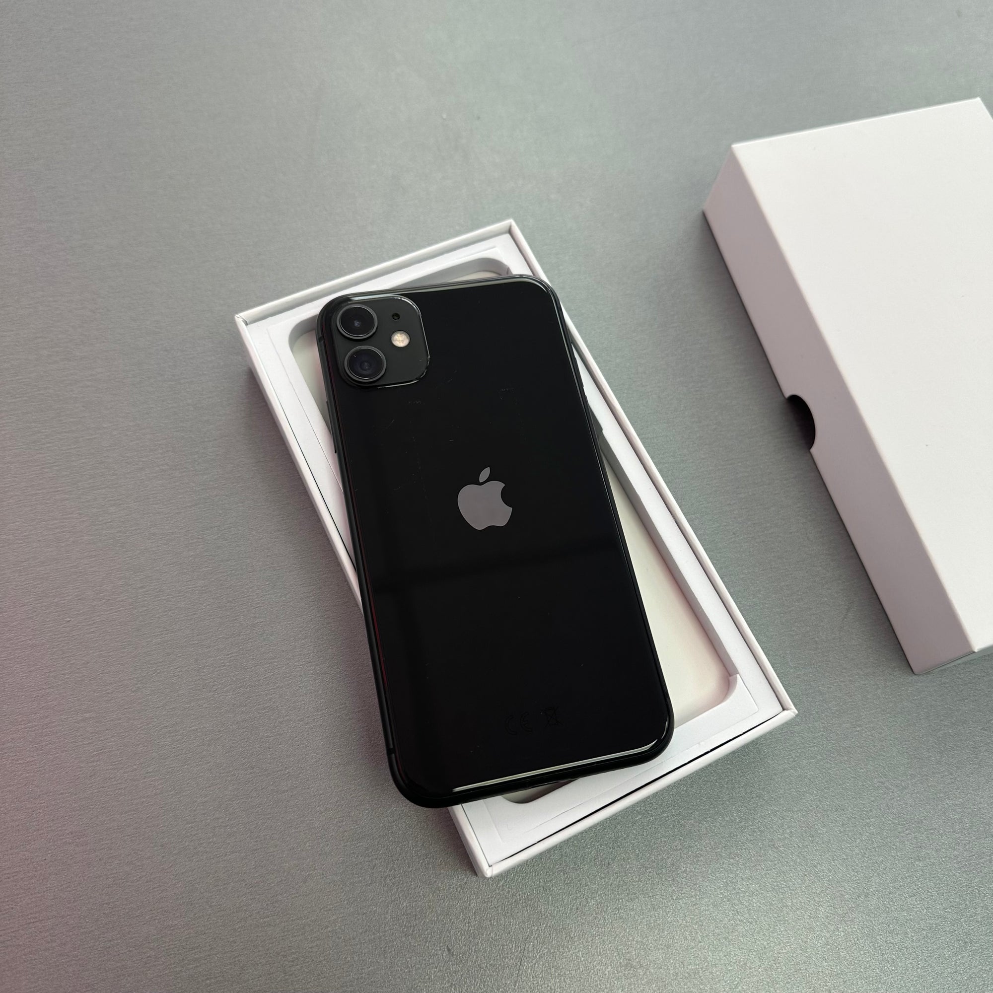 Apple iPhone 11 Black 64GB - Refurbished - Grade B - High Battery Health