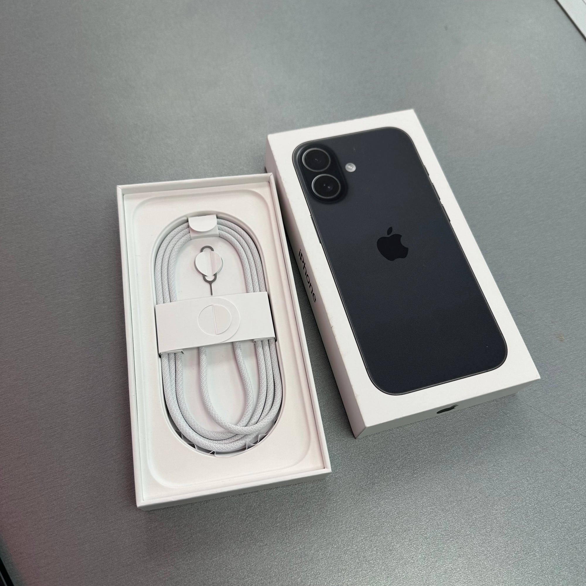 Like New Apple iPhone 17 256GB Black