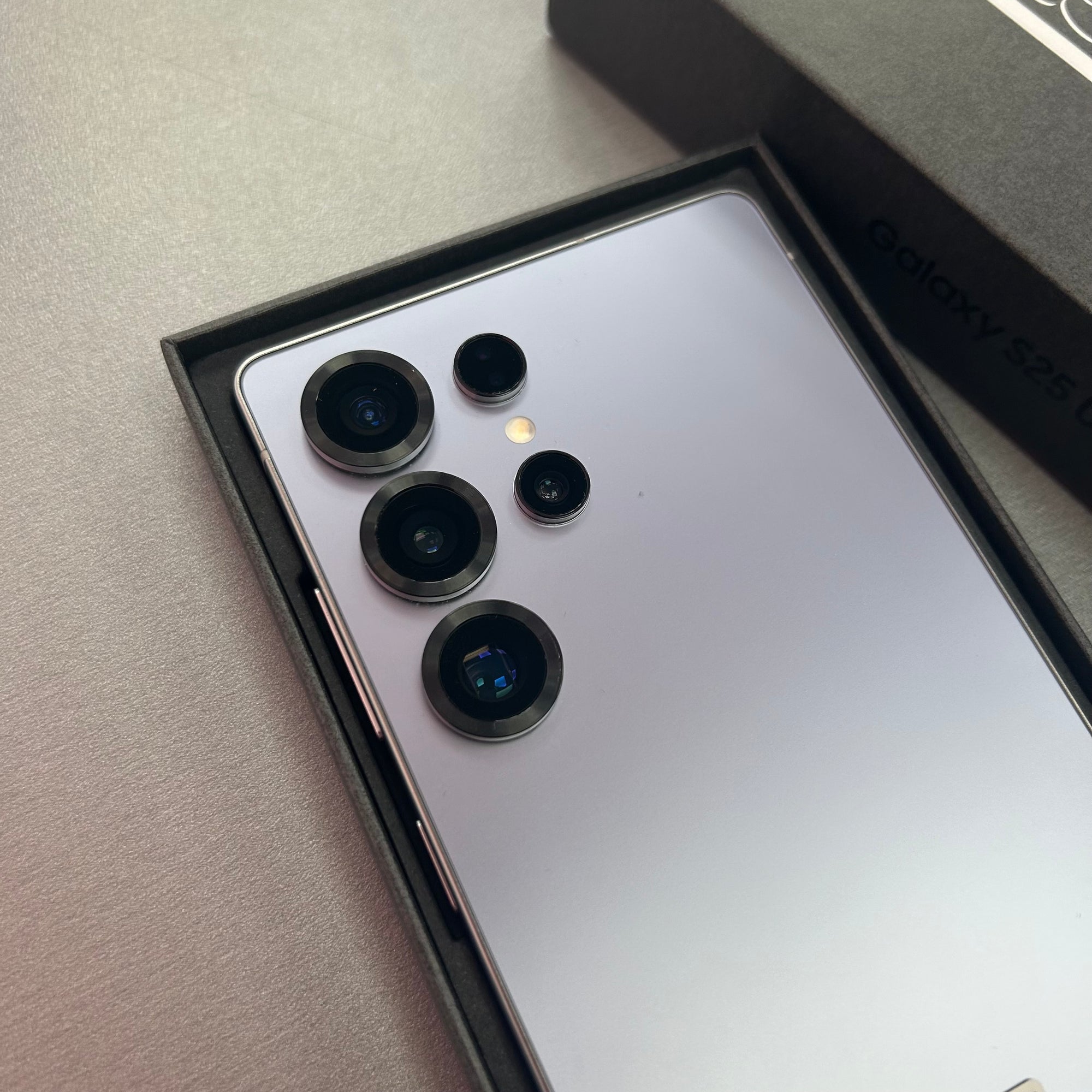 Samsung Galaxy S25 Ultra 256GB Titanium Silverblue - Excellent Condition