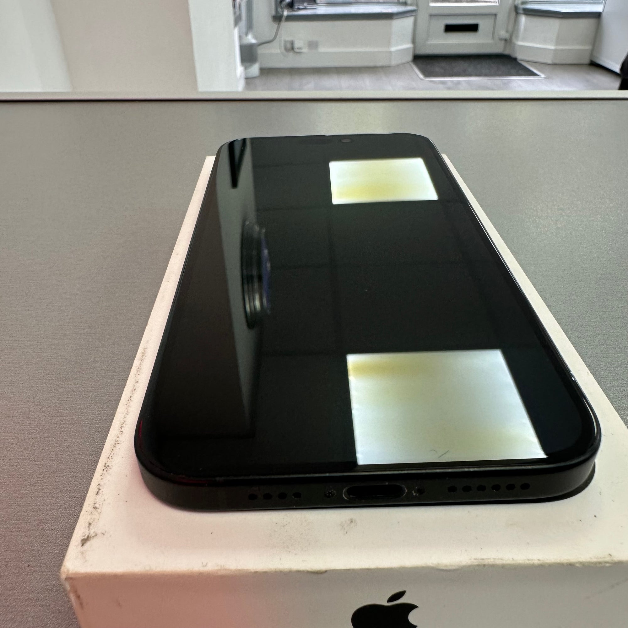 Apple iPhone 16 Plus 128GB Black 93% Battery Health