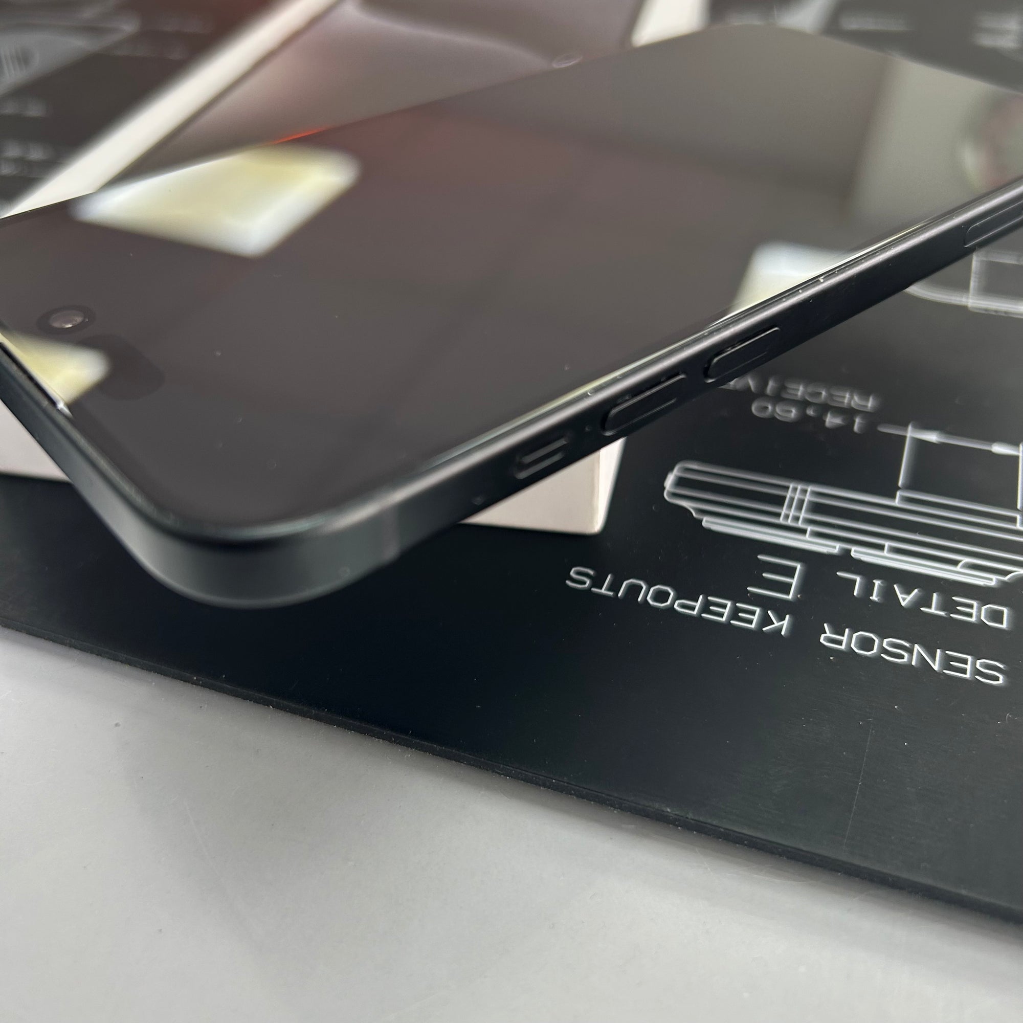 Apple iPhone 15 128GB Black - 90% Battery Health