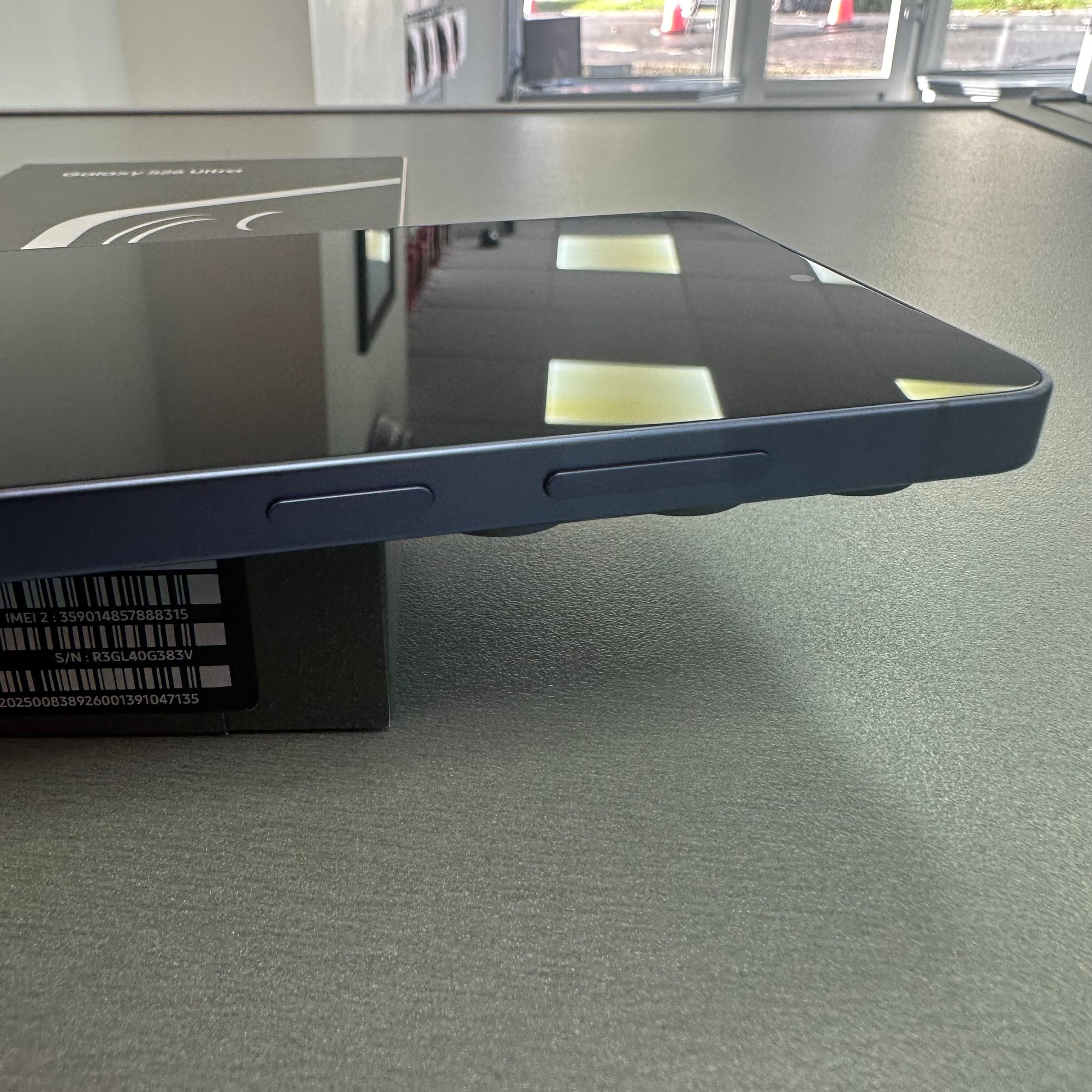 Samsung Galaxy S26 Ultra 256GB Violet - Shop Display &amp; 12 Months warranty