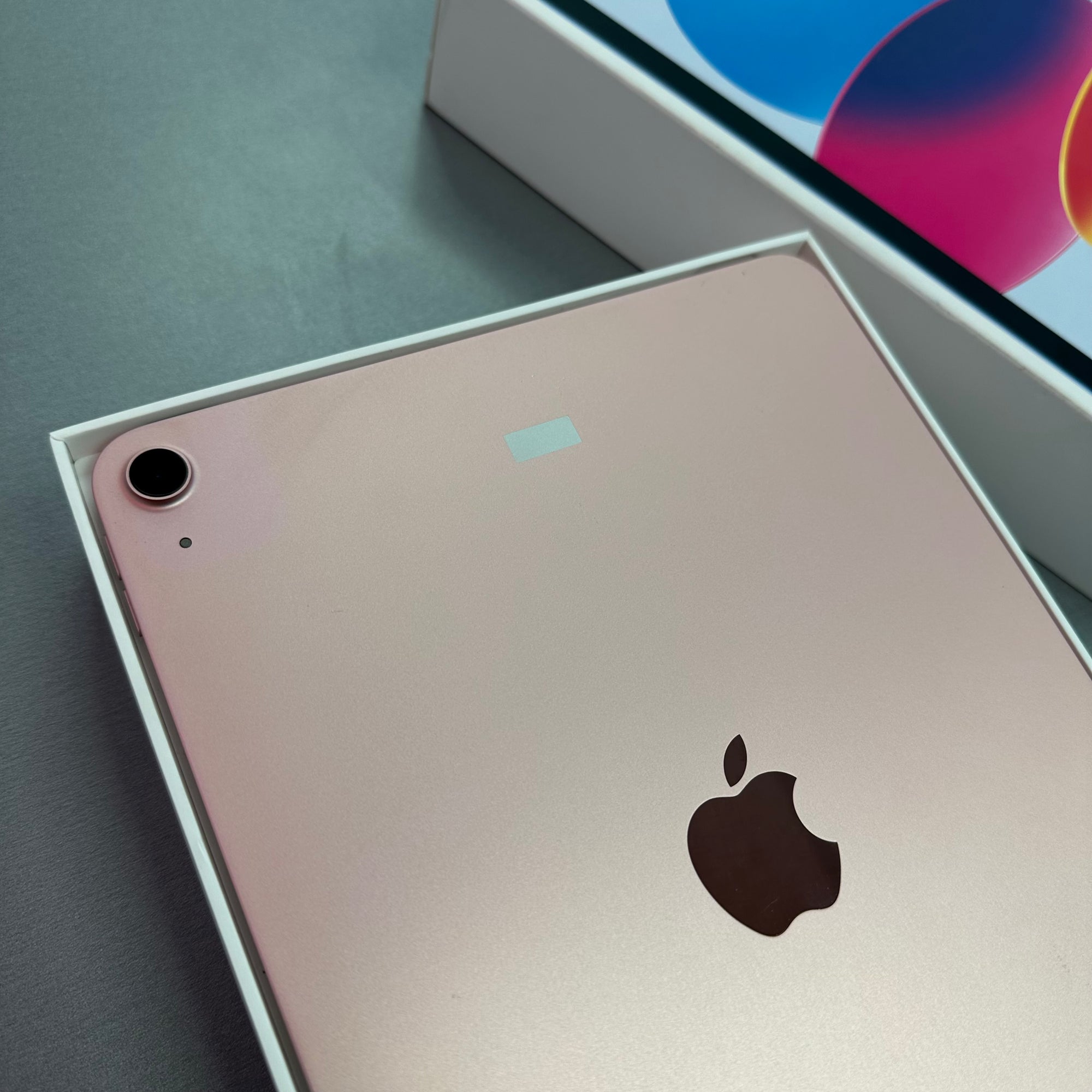 Apple iPad Air (4th Generation) Rose Gold 64GB Wi-Fi Only