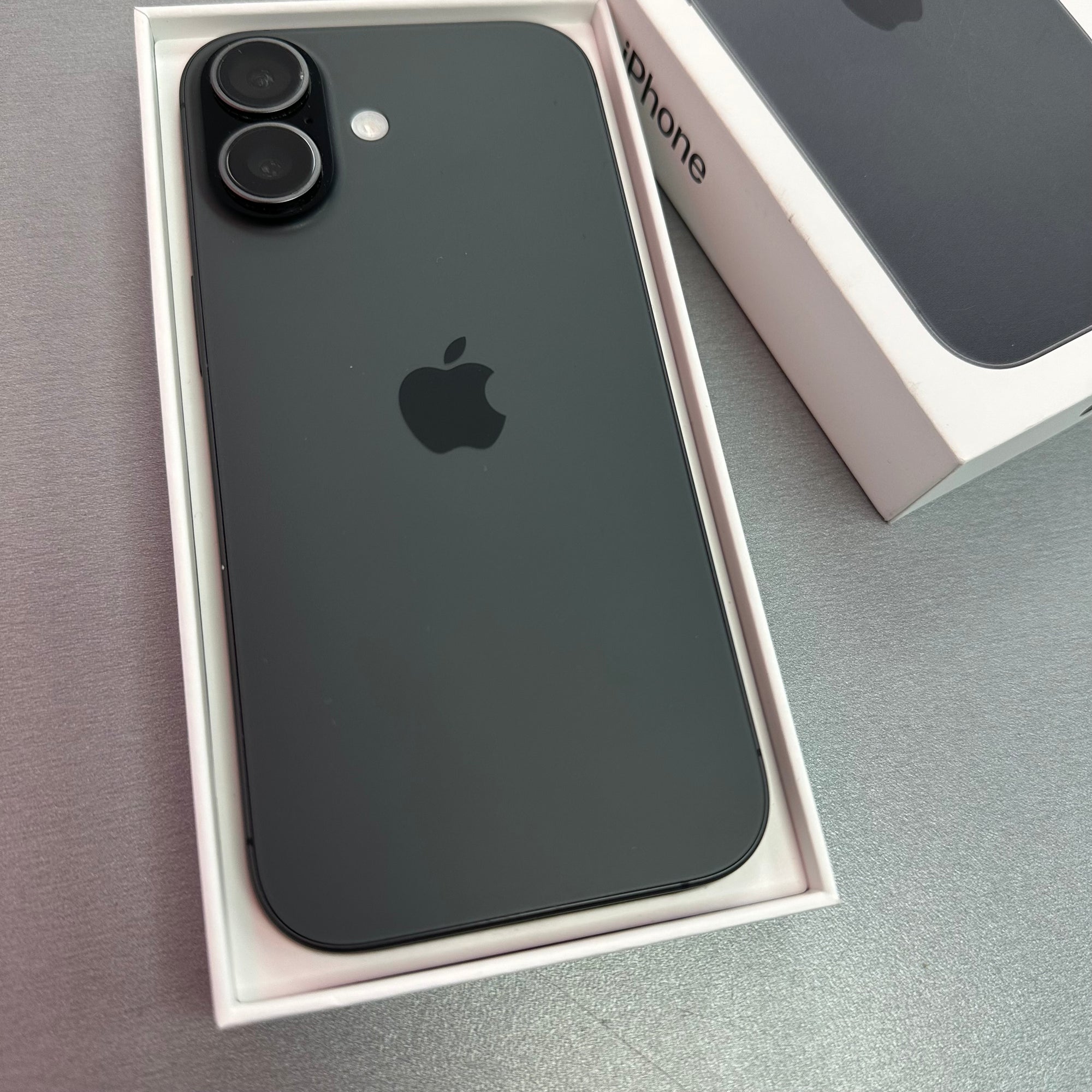 Like New Apple iPhone 17 256GB Black