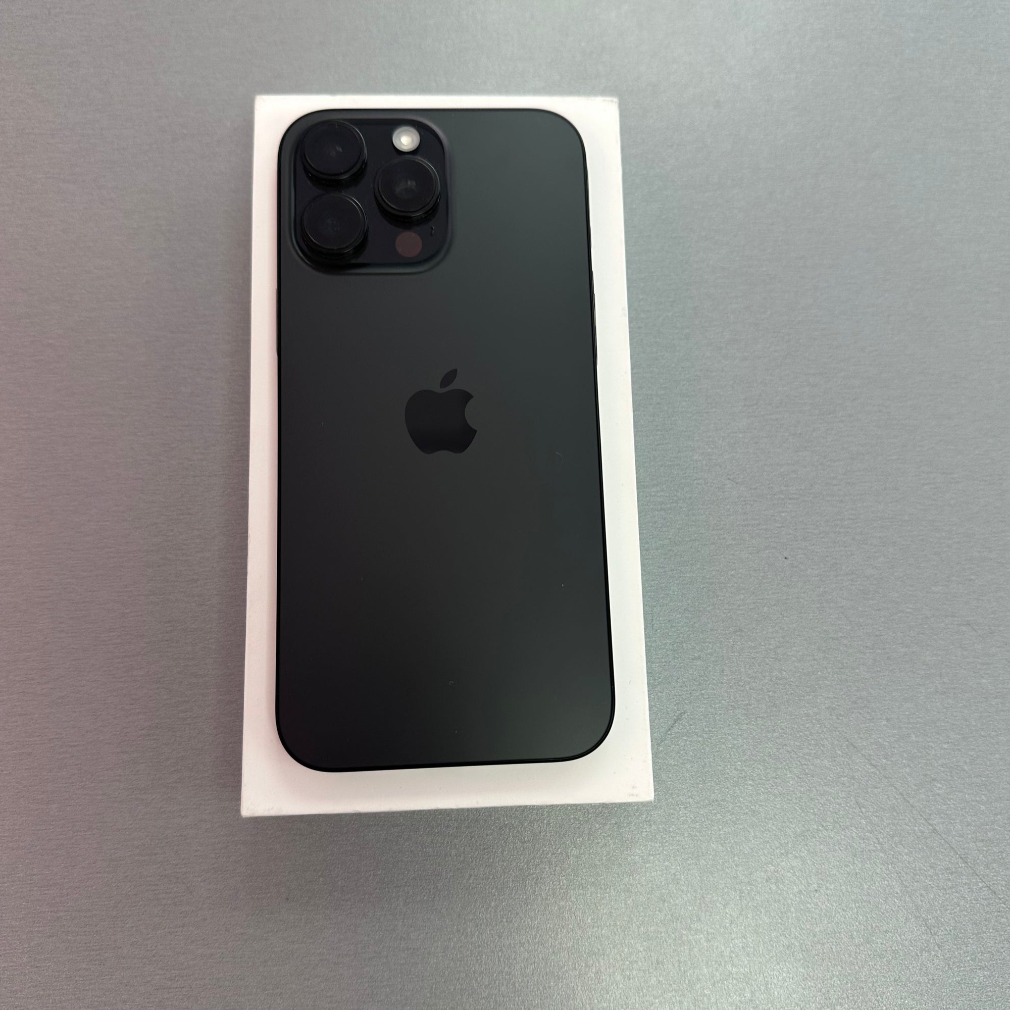 Apple iPhone 16 Pro Max 256GB Black Titanium - 92% Battery Health