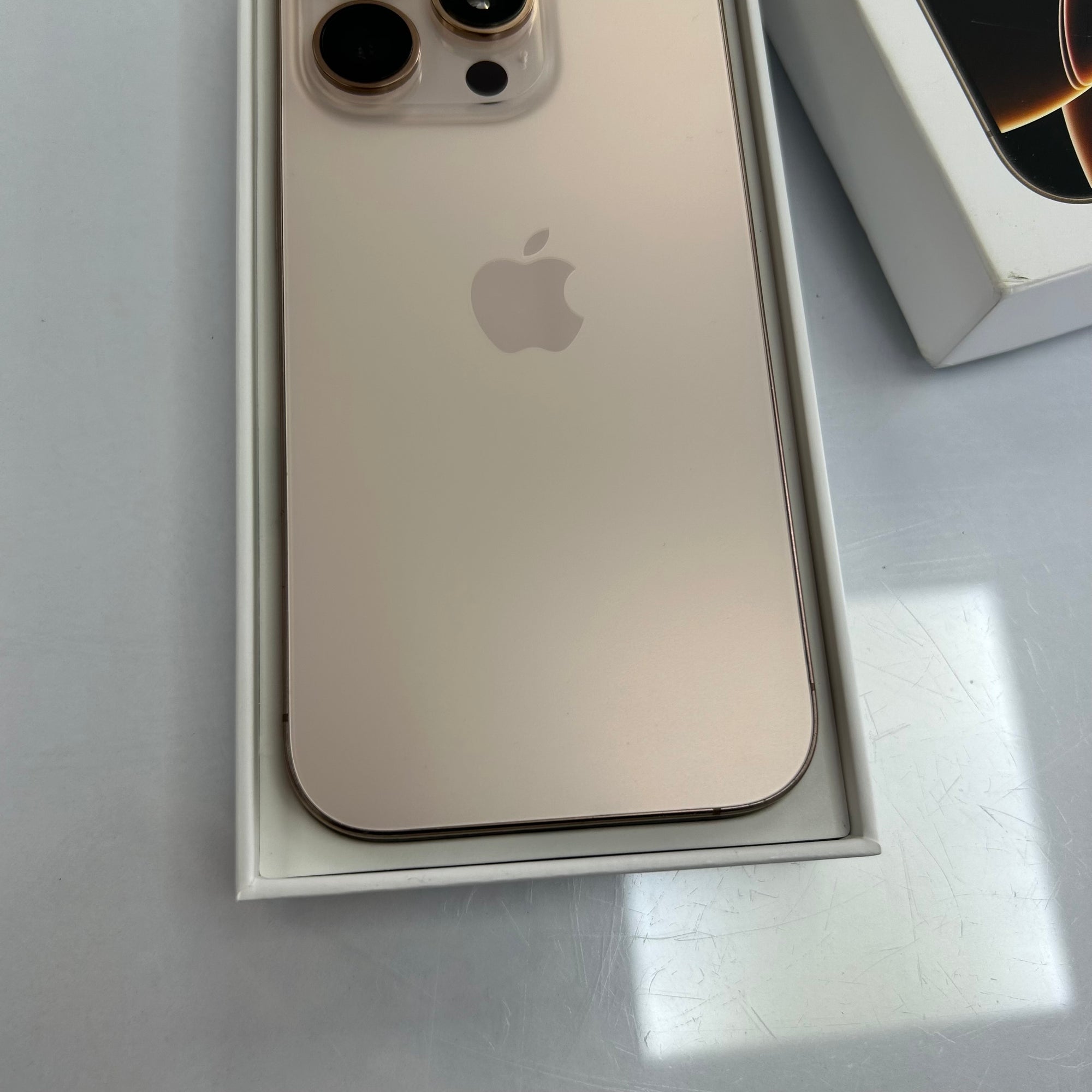 Apple iPhone 16 Pro Desert Titanium 128GB - Original 87% Battery Health