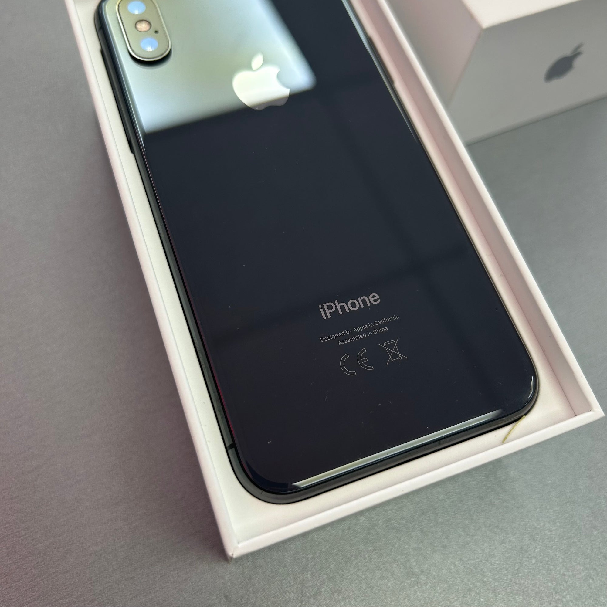 Apple iPhone X Space Grey 256GB - 100% Battery Health