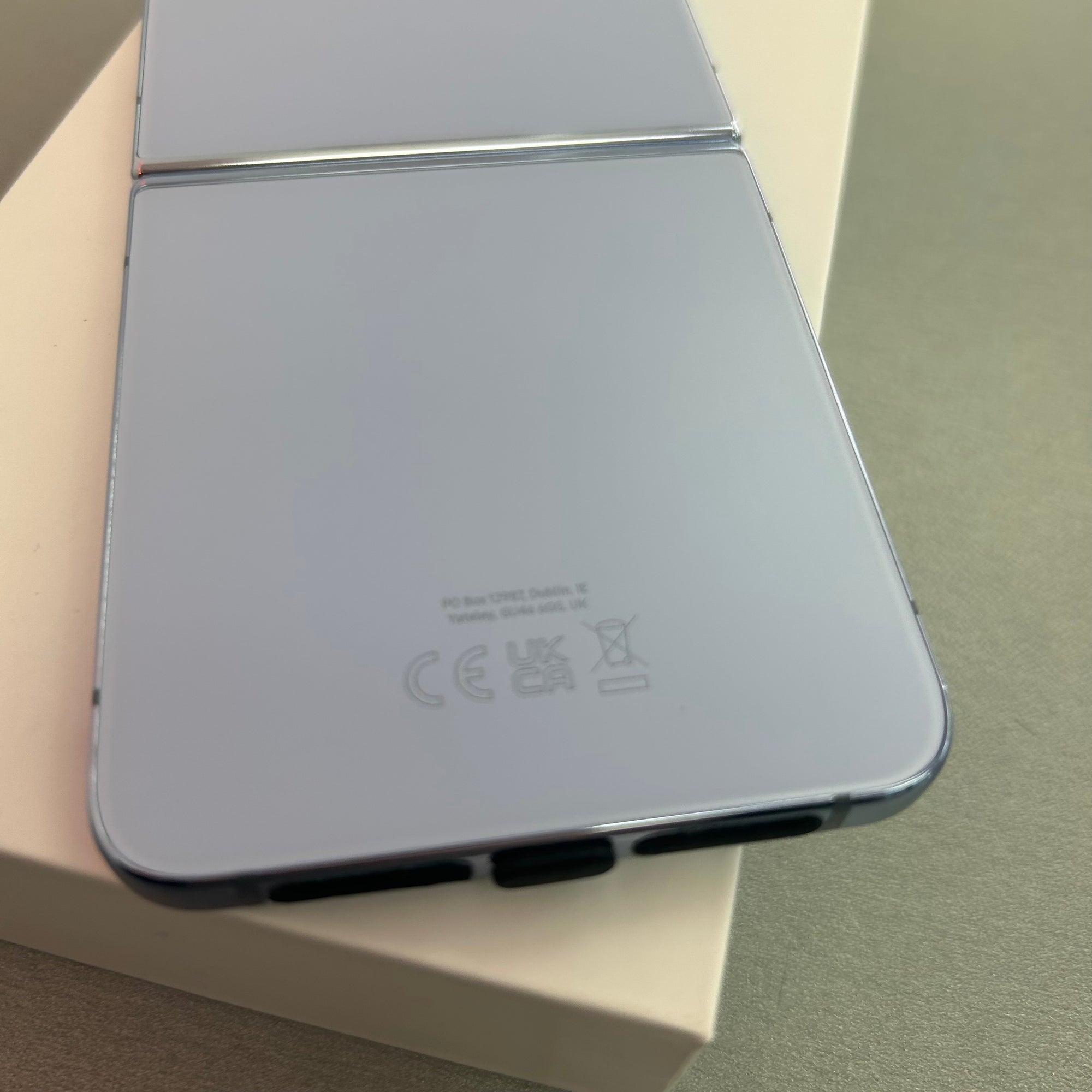 Samsung Galaxy Z Flip4 Blue 128GB Unlocked