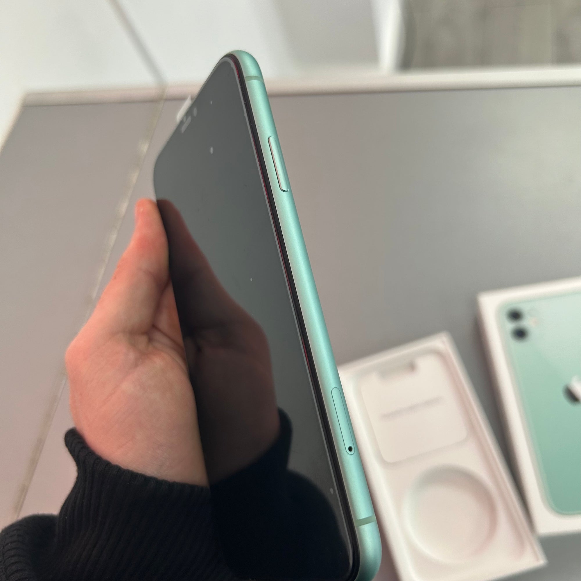 Apple iPhone 11 Green 64GB 100% Battery Health