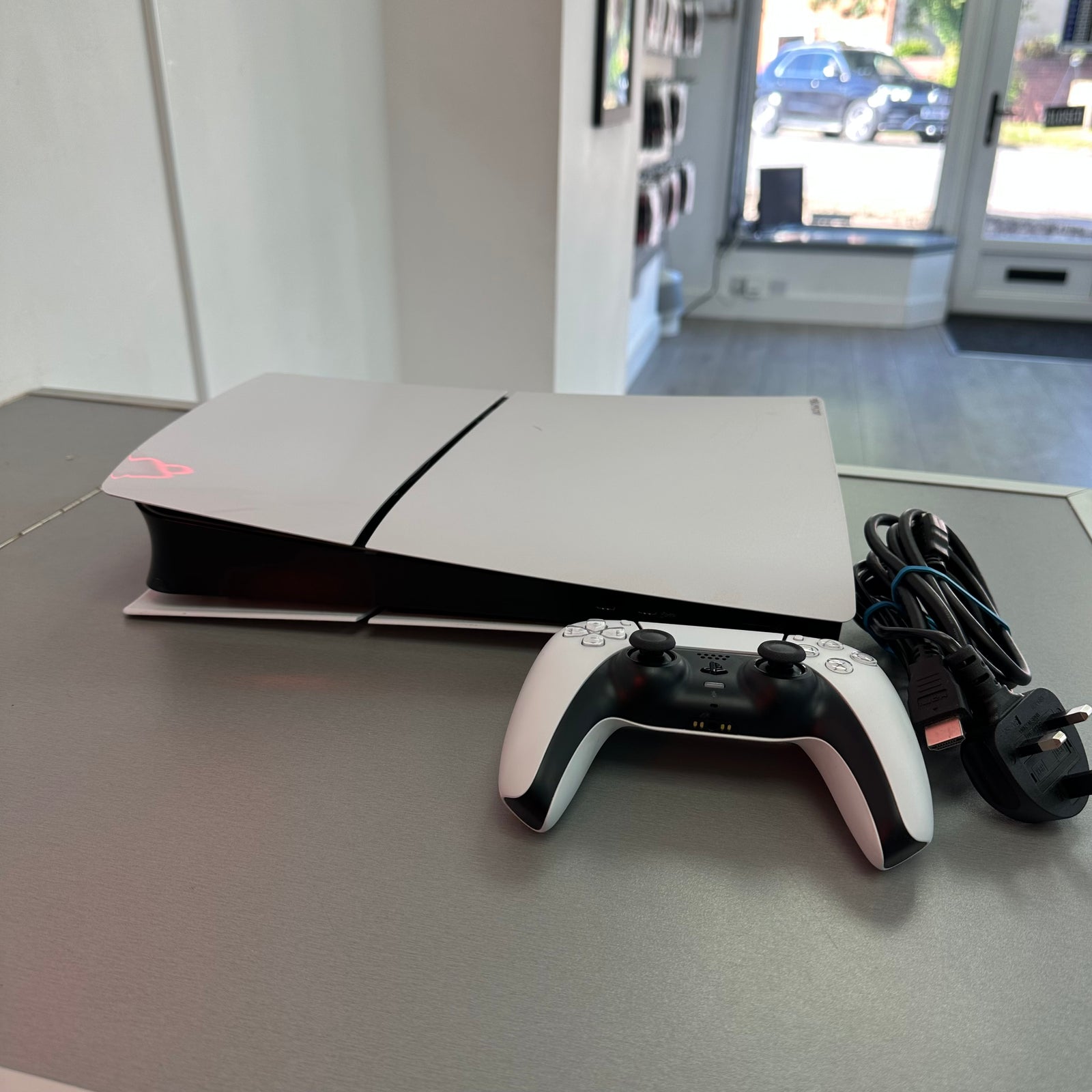 Sony Playstation 5 Slim Digital Edition 1TB - All accessories included