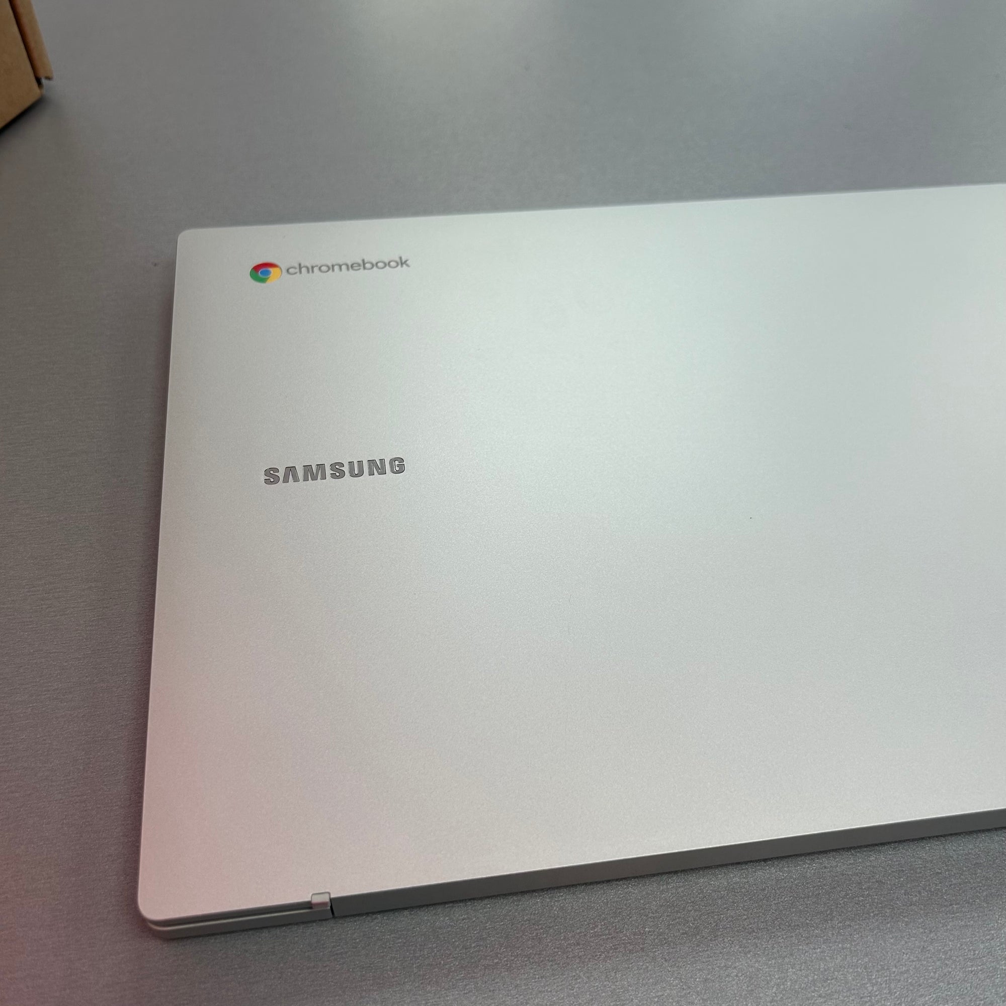 Samsung Galaxy Chromebook Go Silver - 14 inch, 4GB RAM, 64GB EMMC Storage