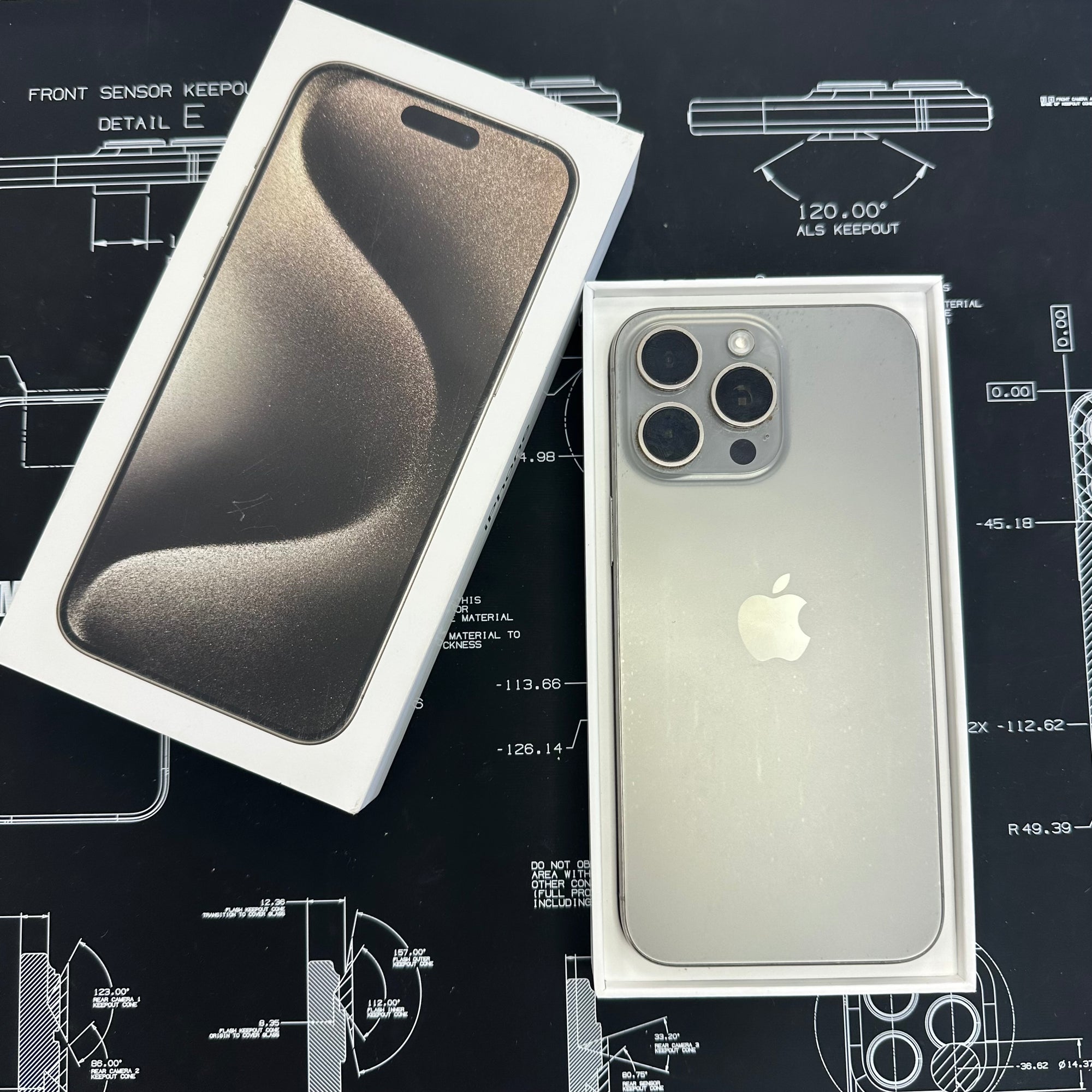 Apple iPhone 15 Pro Max 256GB Natural Titanium